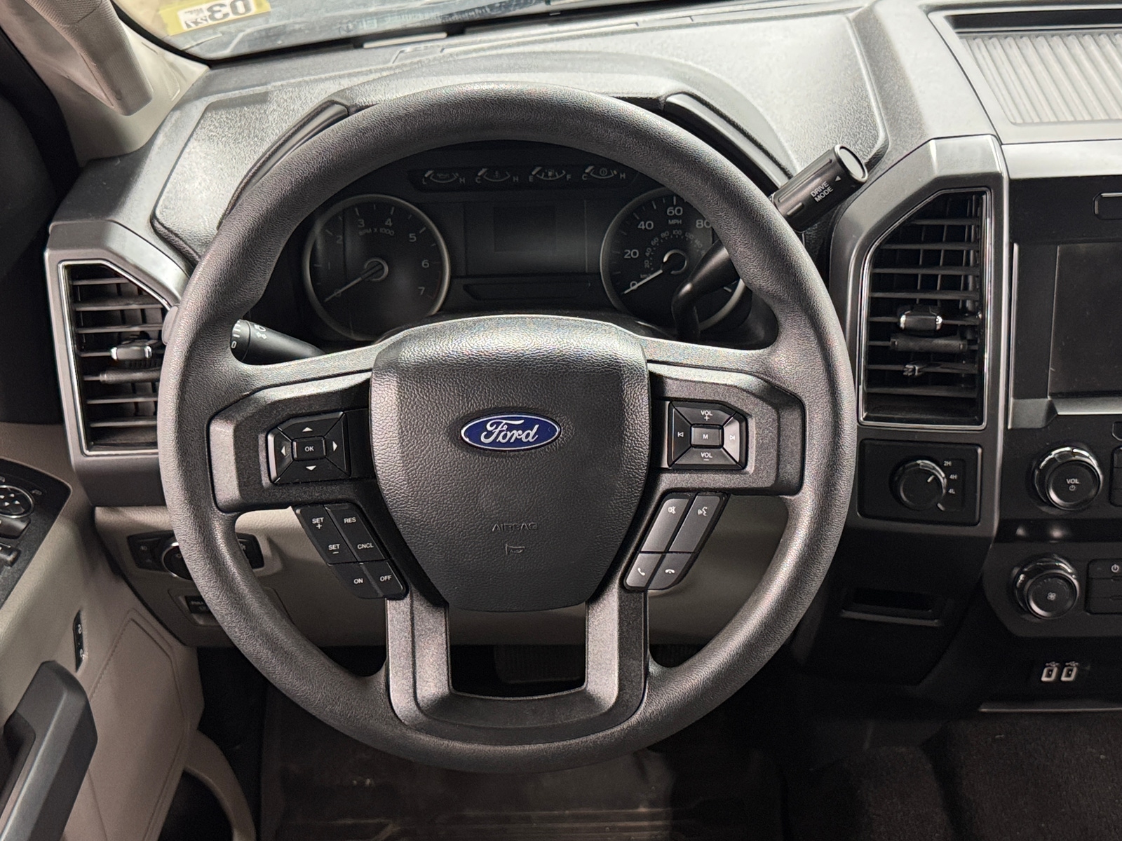 Thumbnail: 2019 Ford Econoline - 5