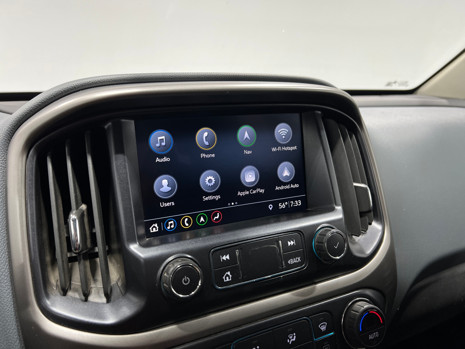 Thumbnail: 2021 Chevrolet Colorado - 3
