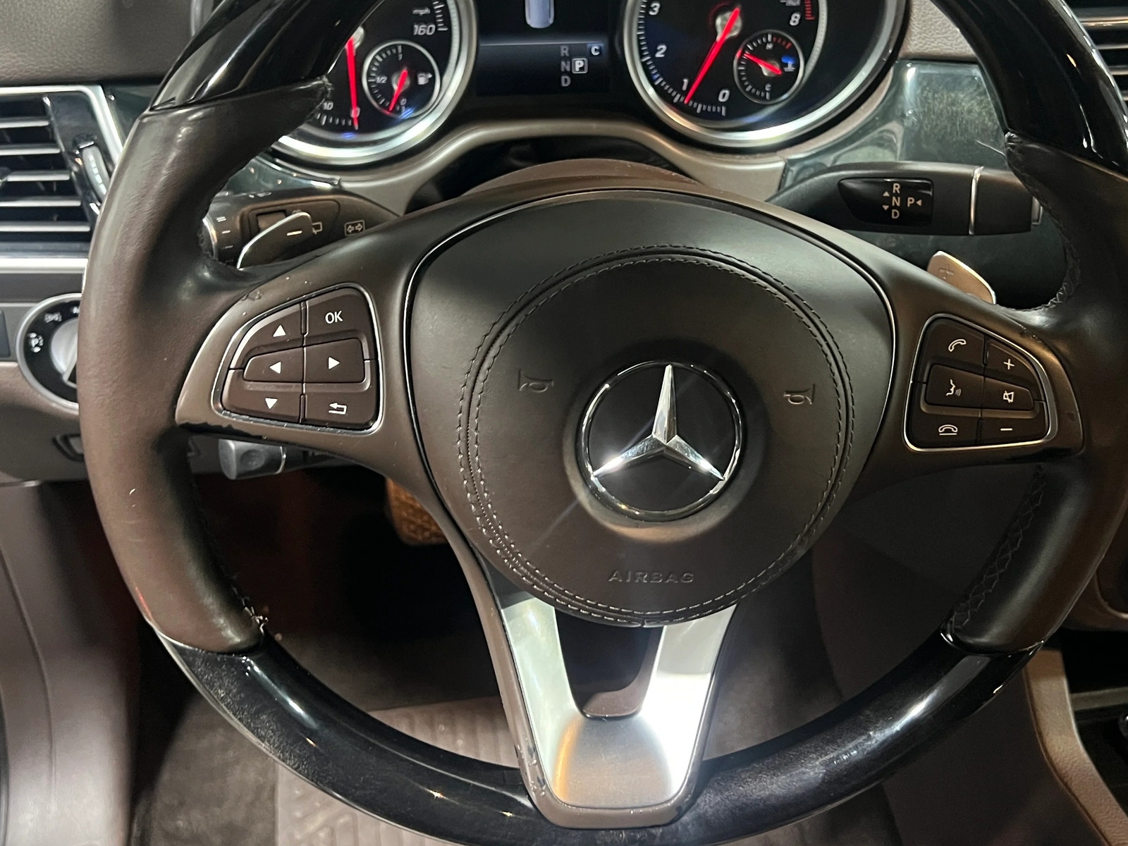 Thumbnail: 2017 Mercedes-Benz GLS - 4