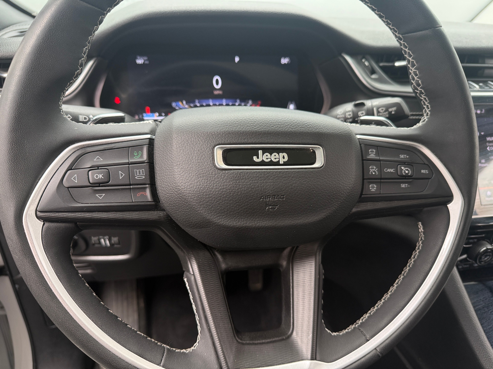 Thumbnail: 2023 Jeep Grand Cherokee - 5