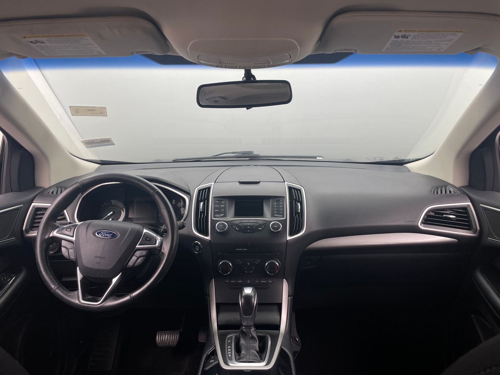 Thumbnail: 2016 Ford Edge - 3