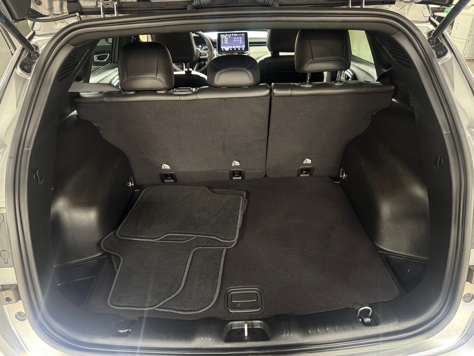 Thumbnail: 2023 Jeep Compass - 6