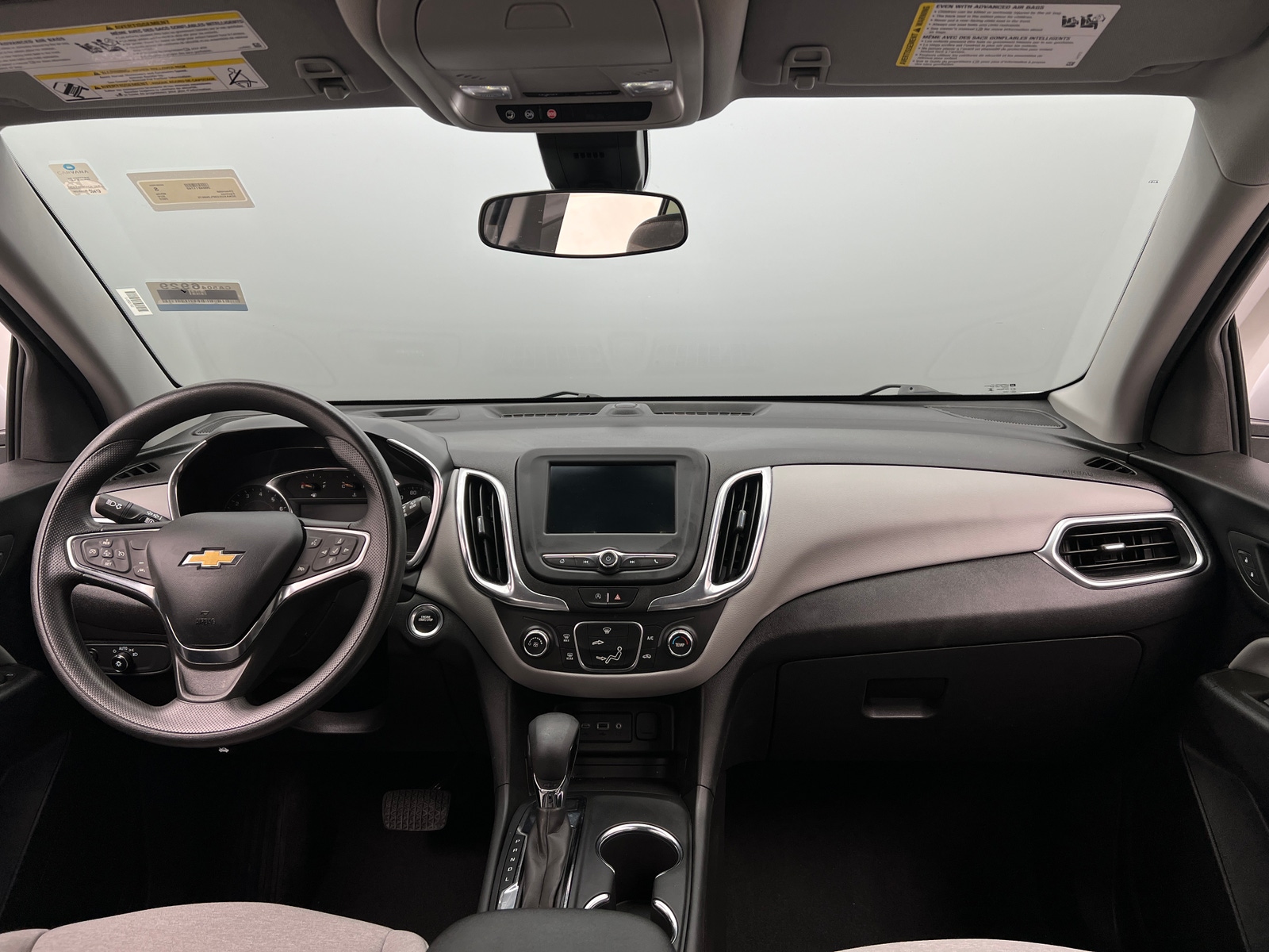 Thumbnail: 2023 Chevrolet Equinox - 3