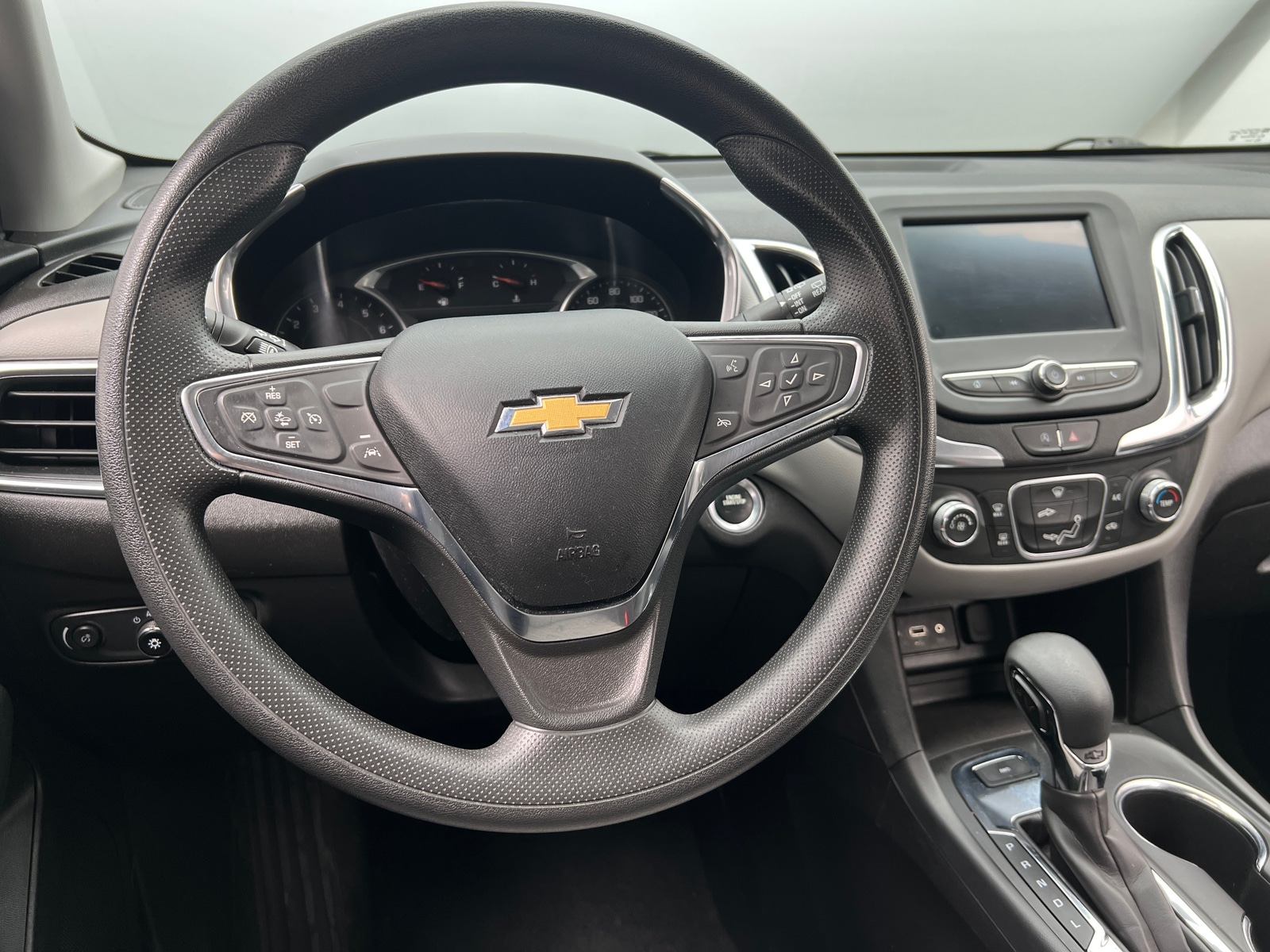 Thumbnail: 2023 Chevrolet Equinox - 5