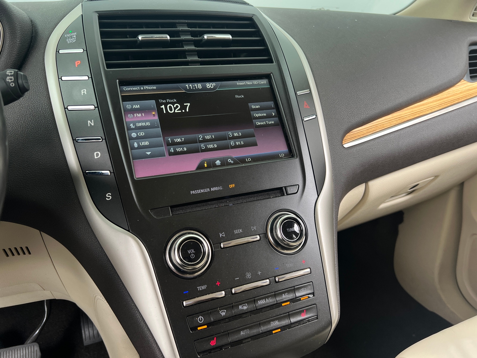 Thumbnail: 2015 Lincoln MKC - 3