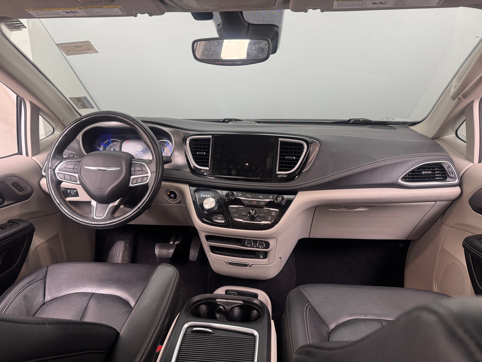 Thumbnail: 2022 Chrysler Pacifica - 2