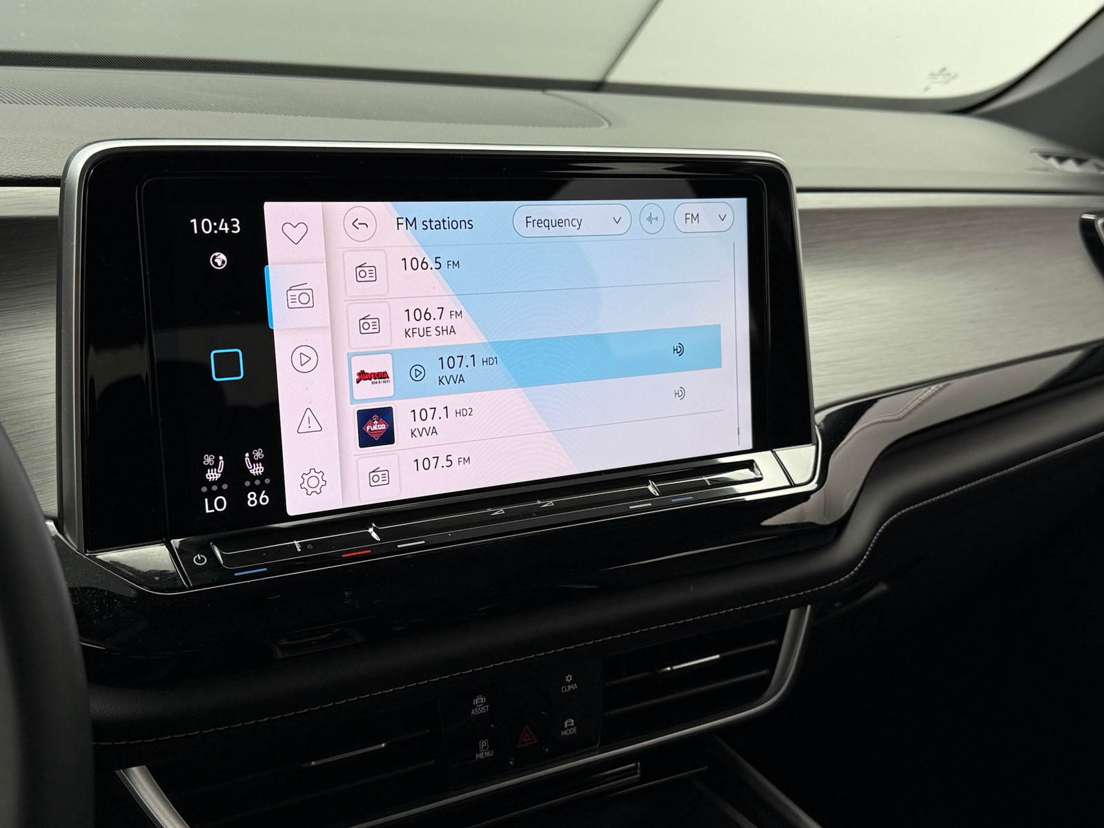 Thumbnail: 2024 Volkswagen Atlas - 3