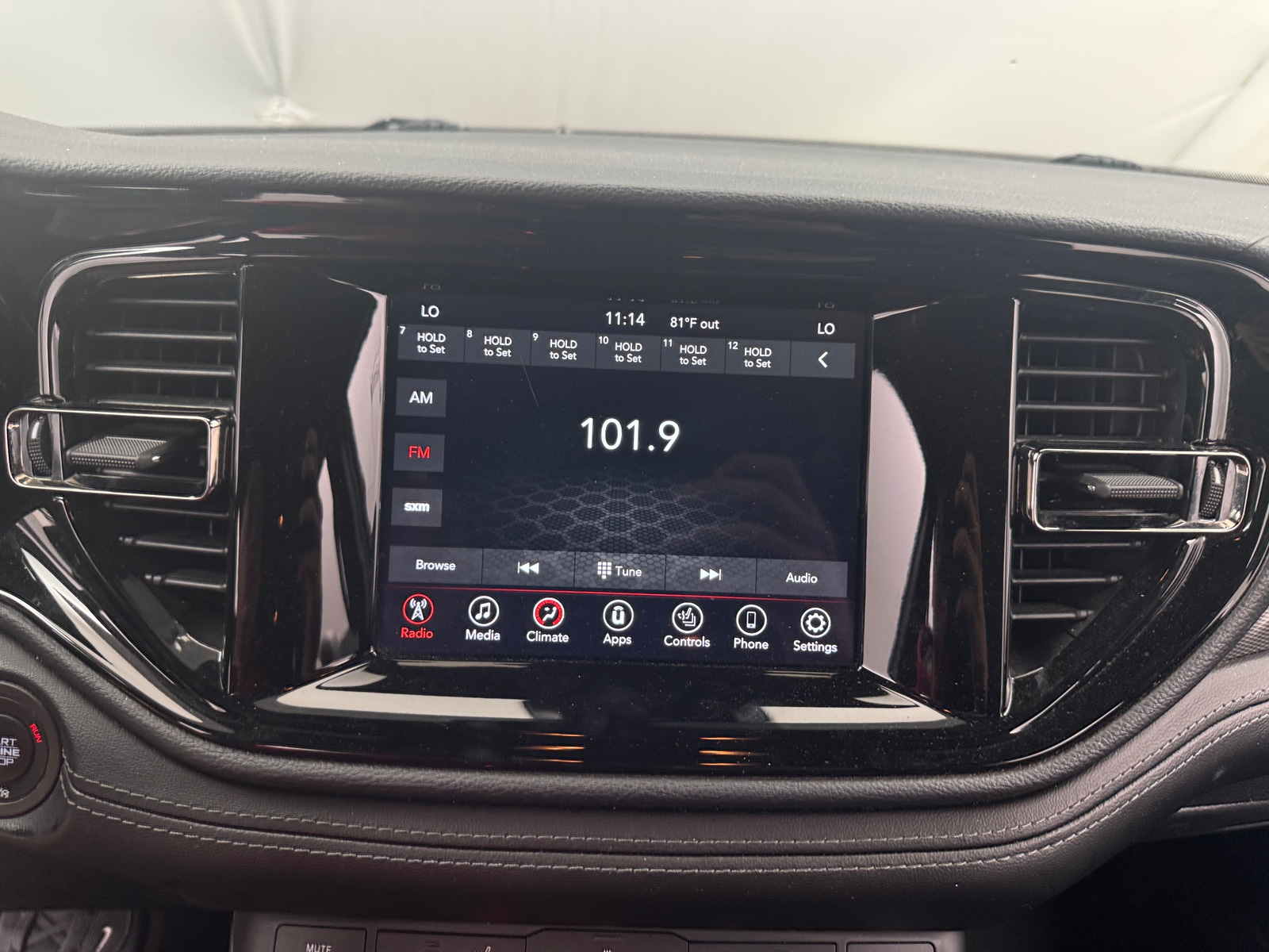 Thumbnail: 2022 Dodge Durango - 3