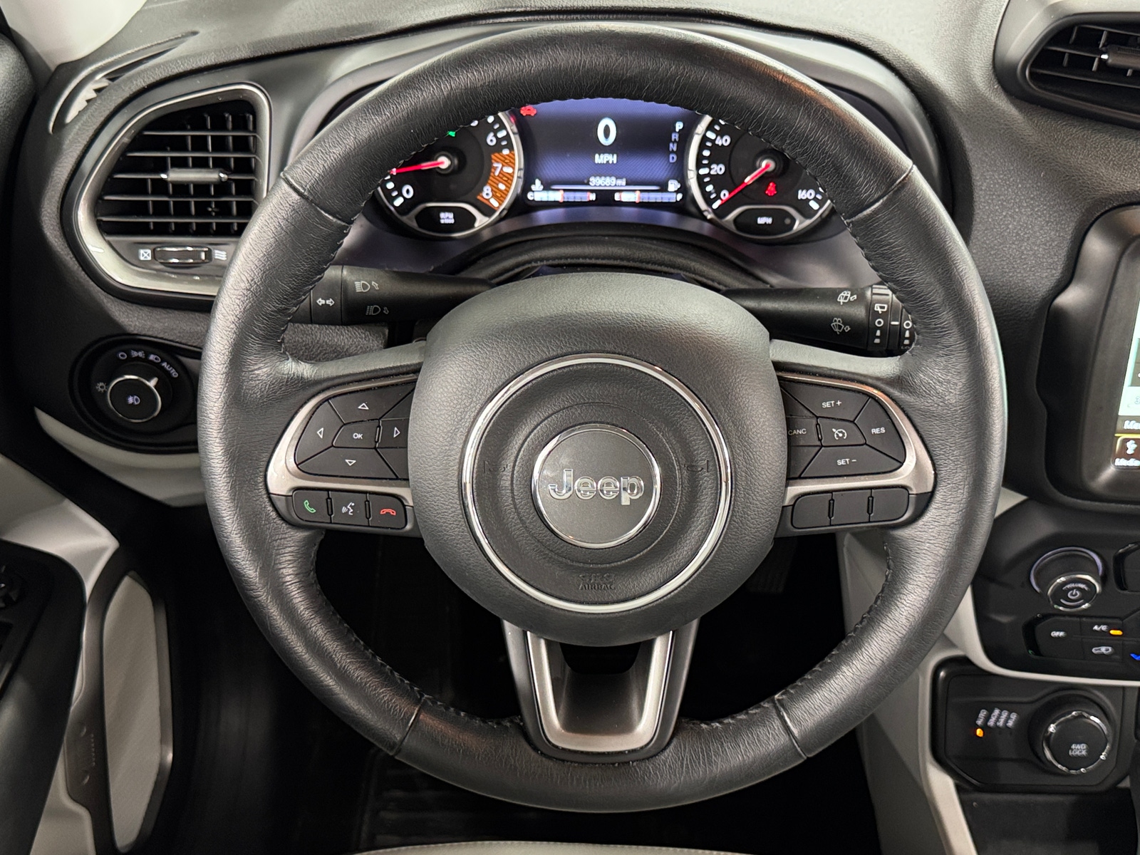 Thumbnail: 2022 Jeep Renegade - 4