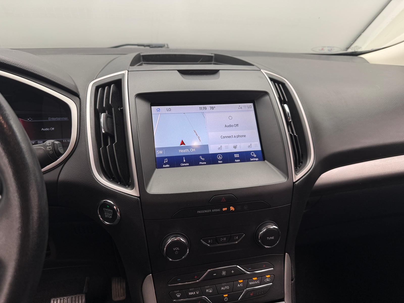 Thumbnail: 2020 Ford Edge - 3