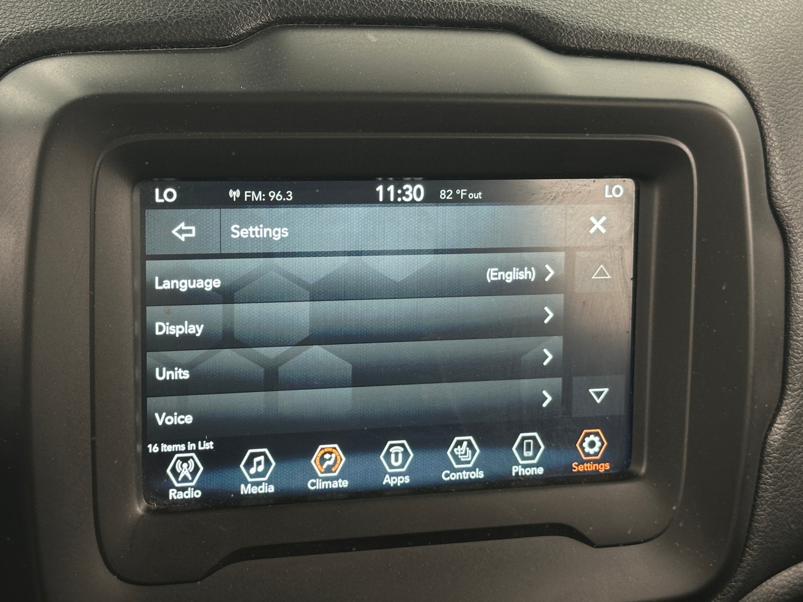 Thumbnail: 2020 Jeep Renegade - 4