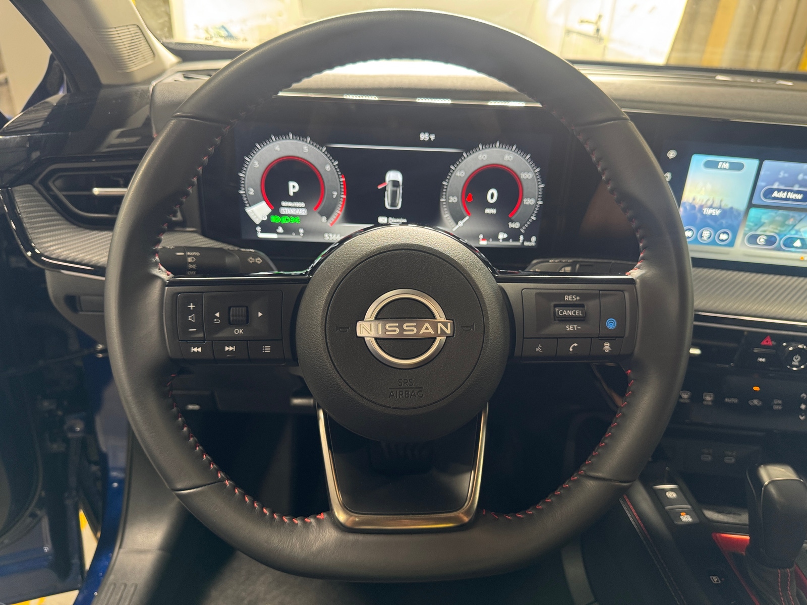 Thumbnail: 2025 Nissan Kicks - 4