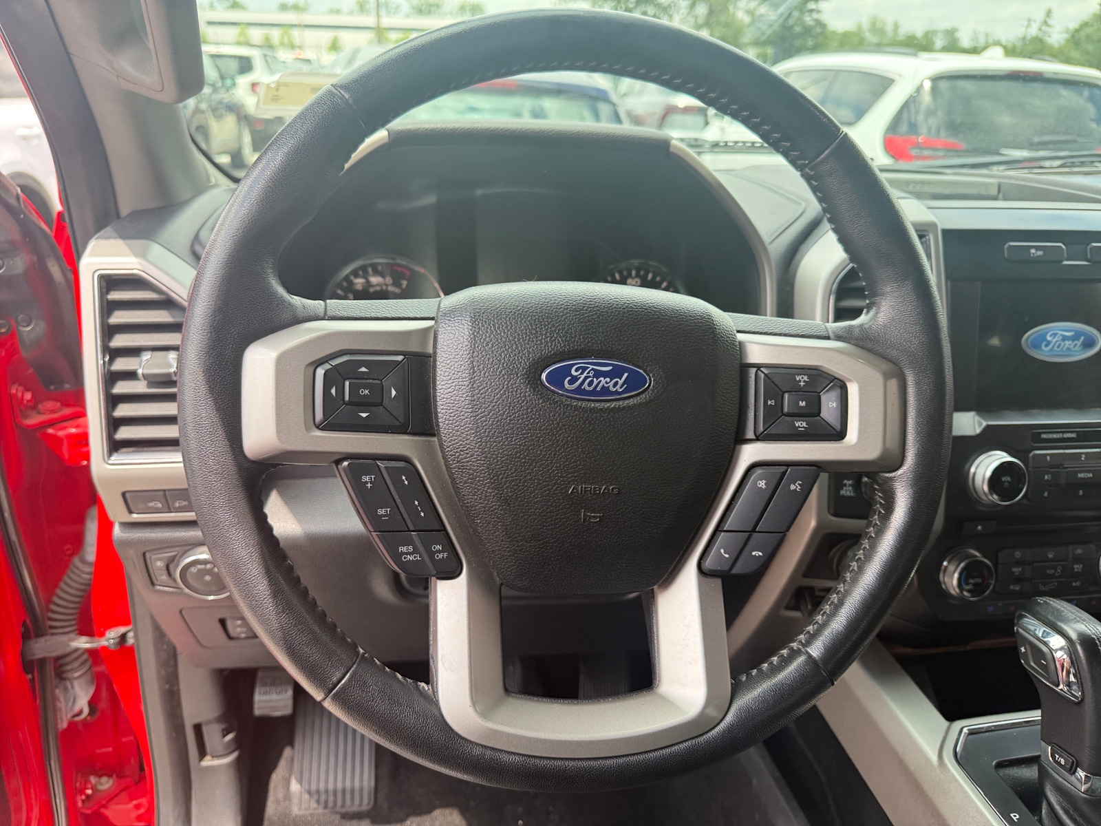 Thumbnail: 2017 Ford Econoline - 4