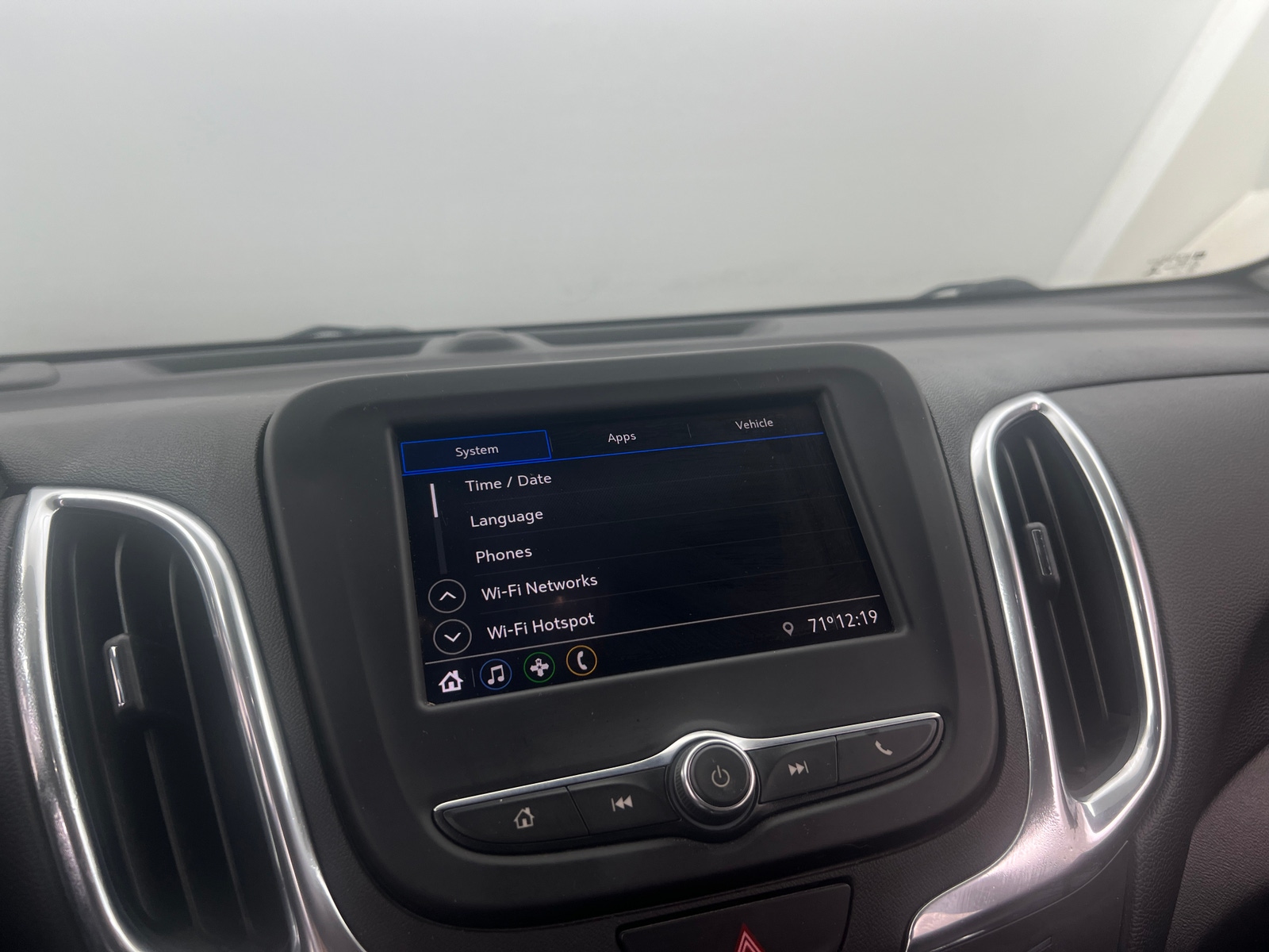 Thumbnail: 2020 Chevrolet Equinox - 4