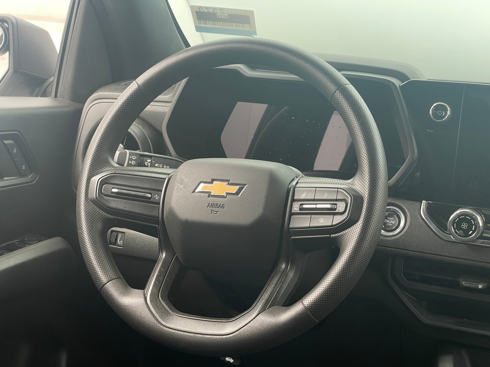 Thumbnail: 2023 Chevrolet Colorado - 5
