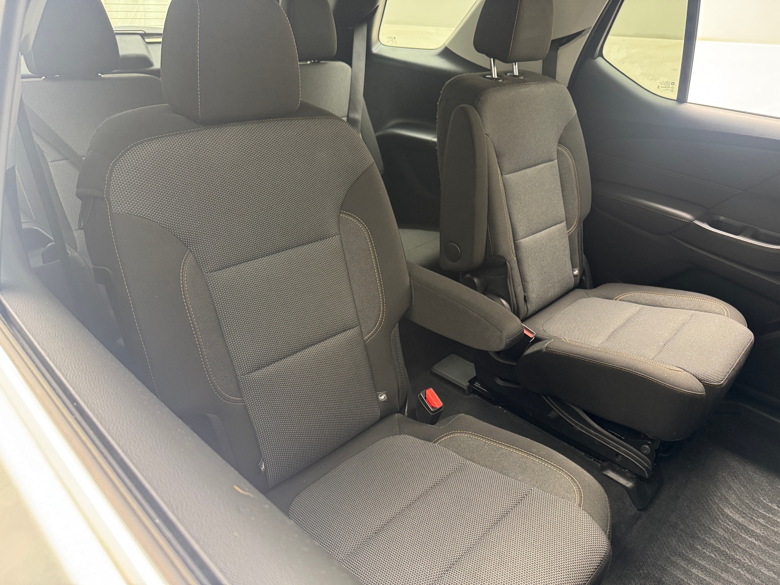 Thumbnail: 2021 Chevrolet Traverse - 6