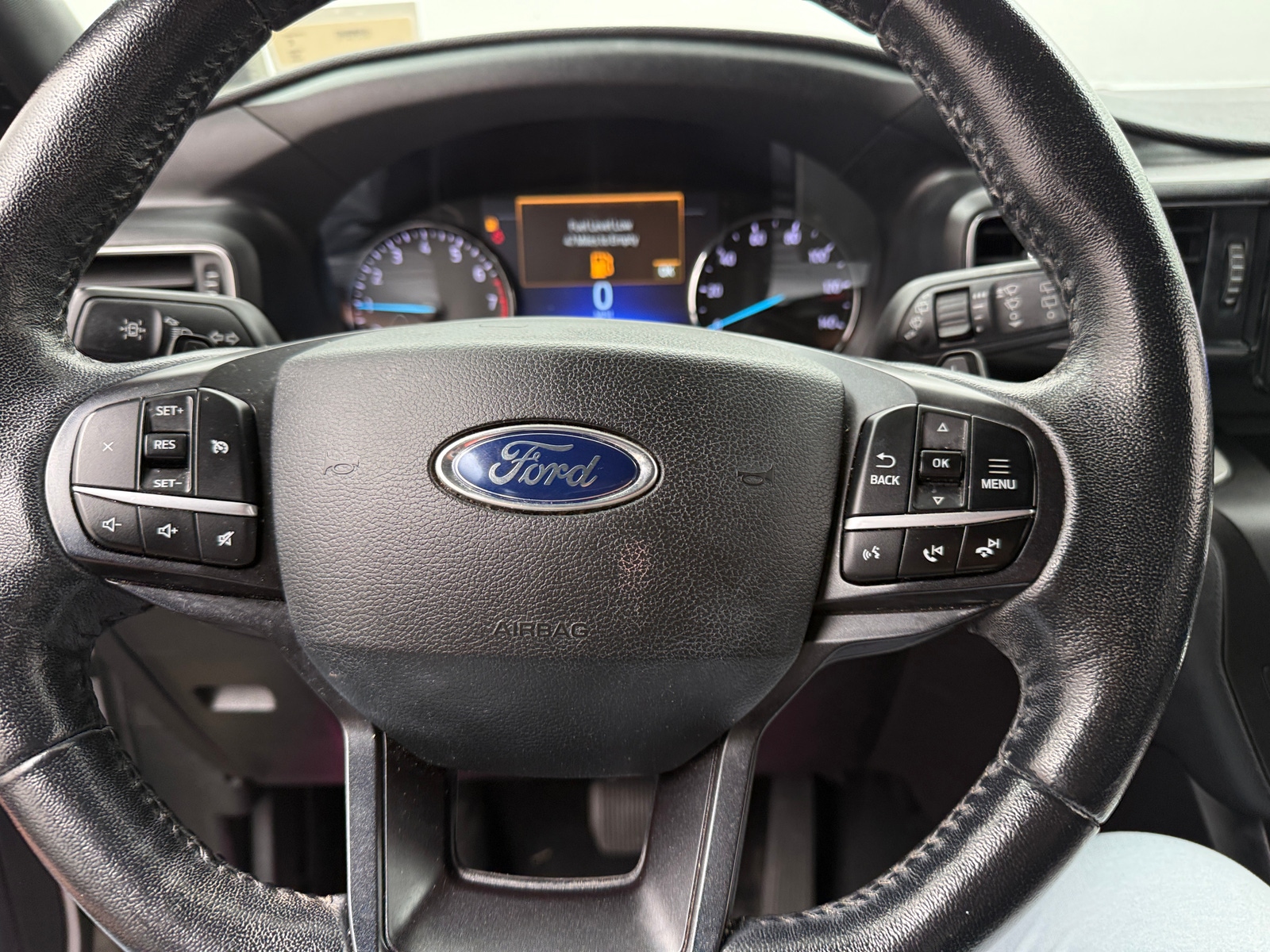 Thumbnail: 2020 Ford Explorer - 5