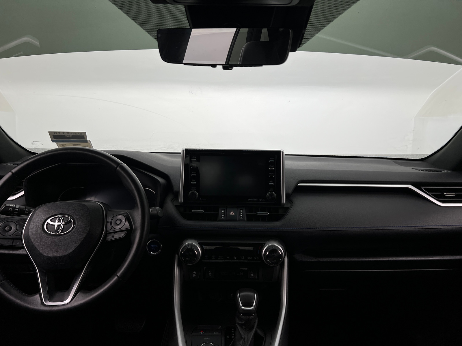 Thumbnail: 2020 Toyota RAV4 - 3