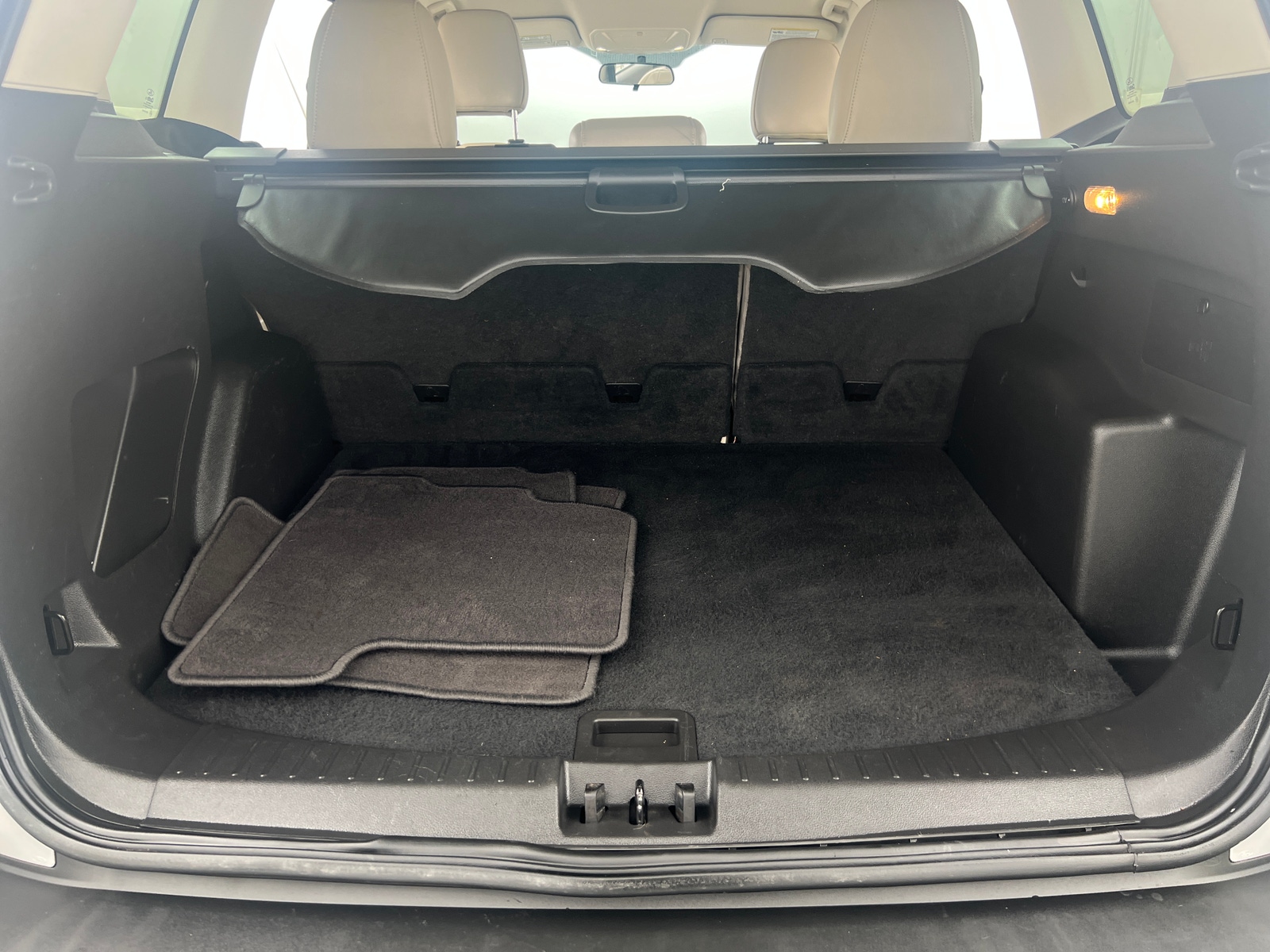 Thumbnail: 2019 Ford Escape - 6