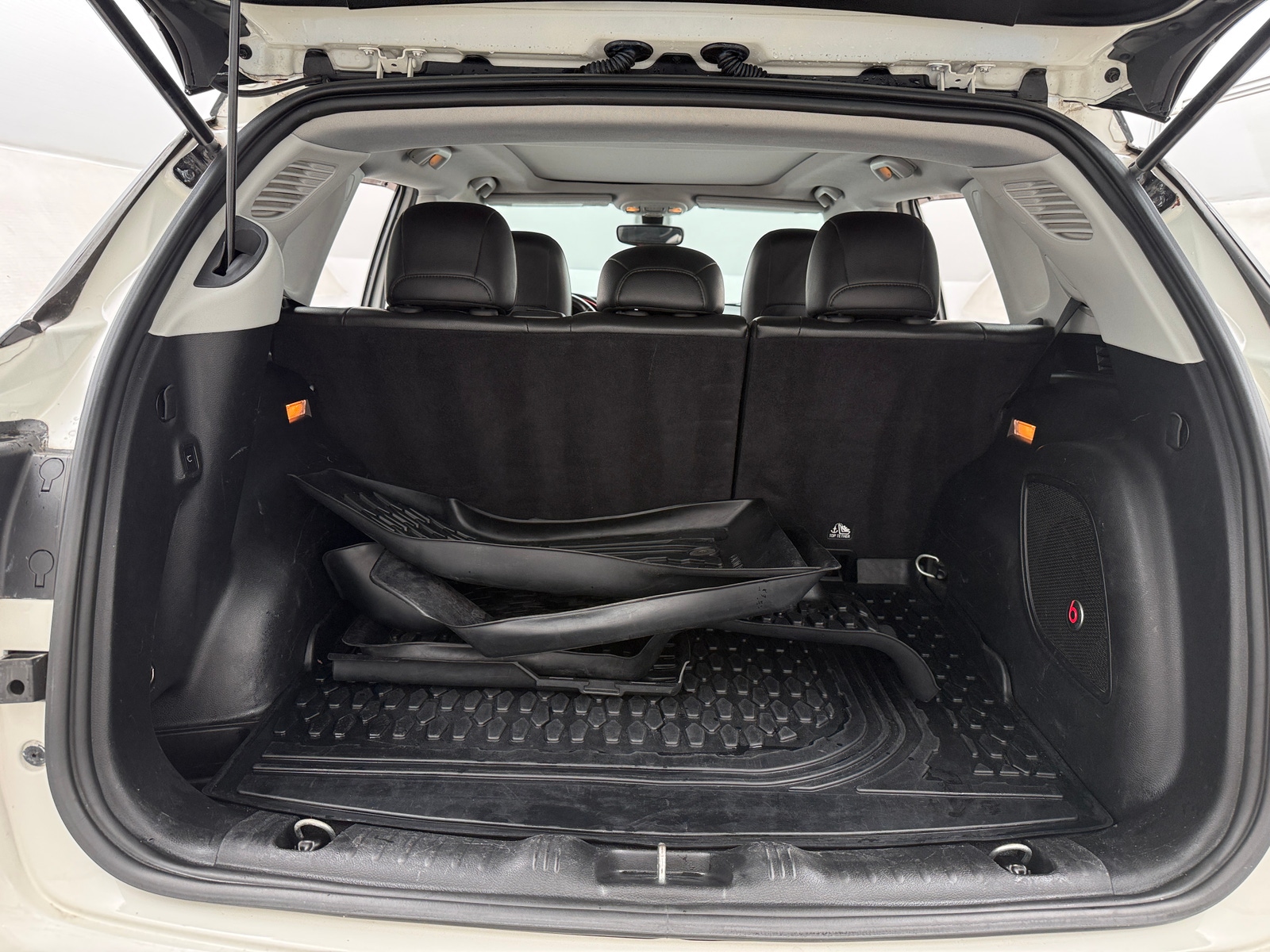 Thumbnail: 2019 Jeep Compass - 6