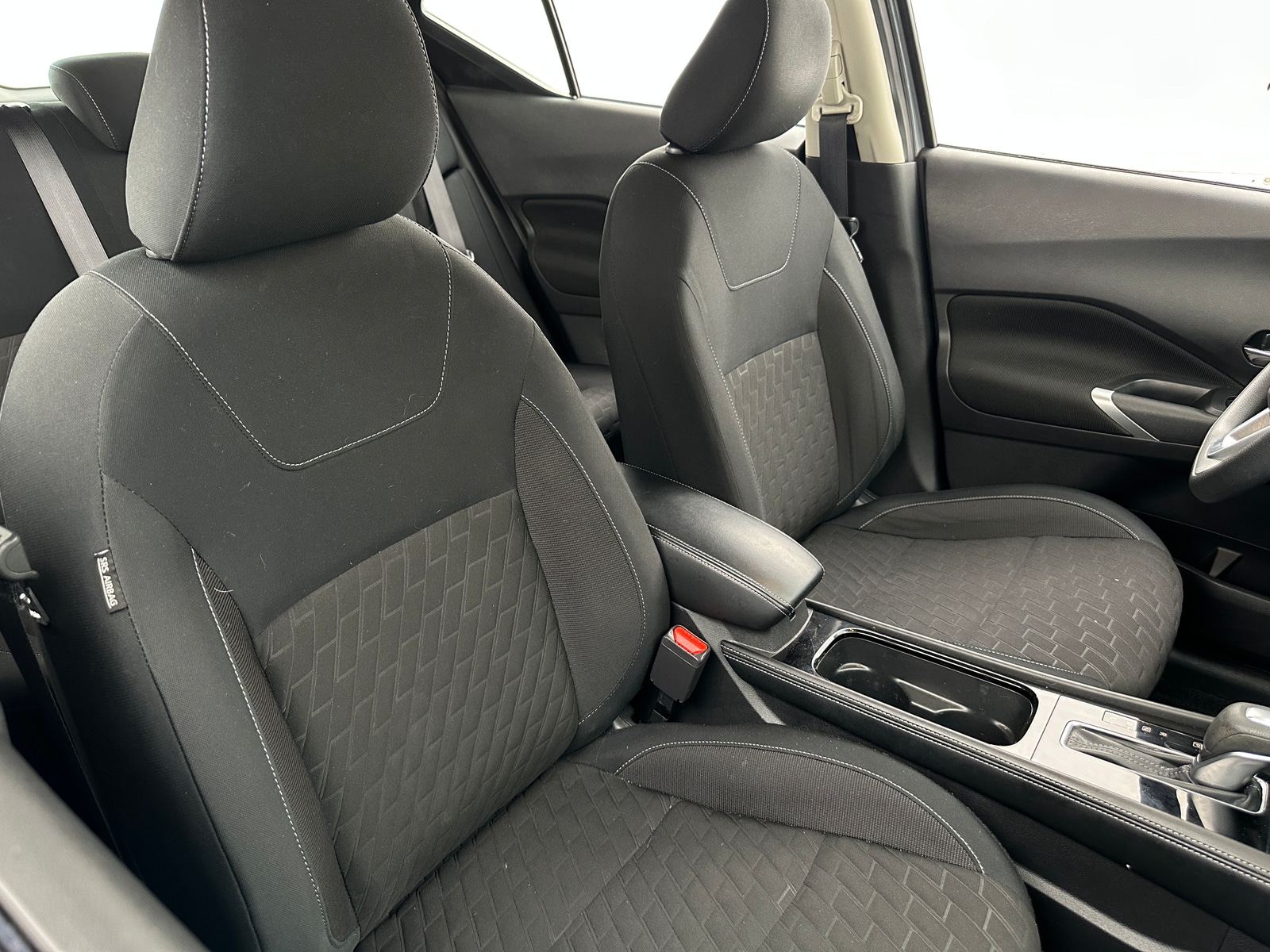 Thumbnail: 2023 Nissan Kicks - 2