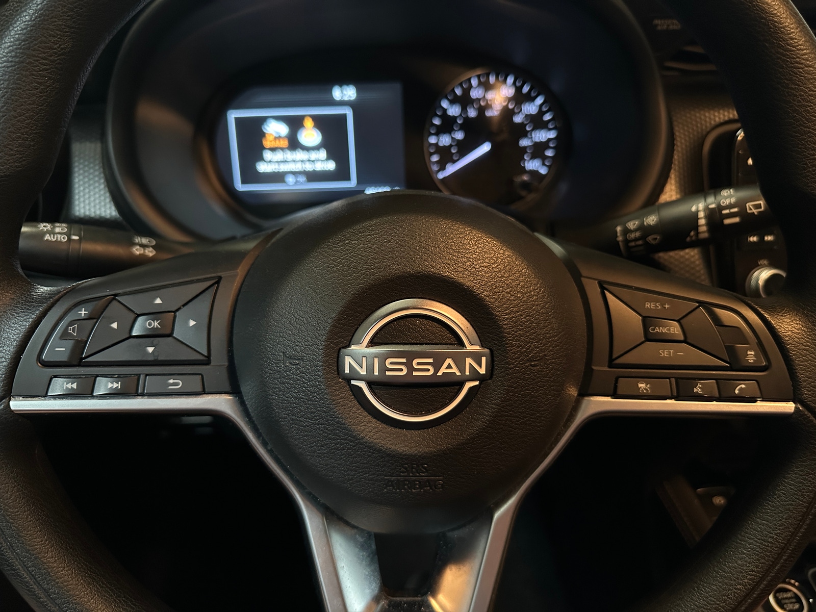 Thumbnail: 2023 Nissan Kicks - 5