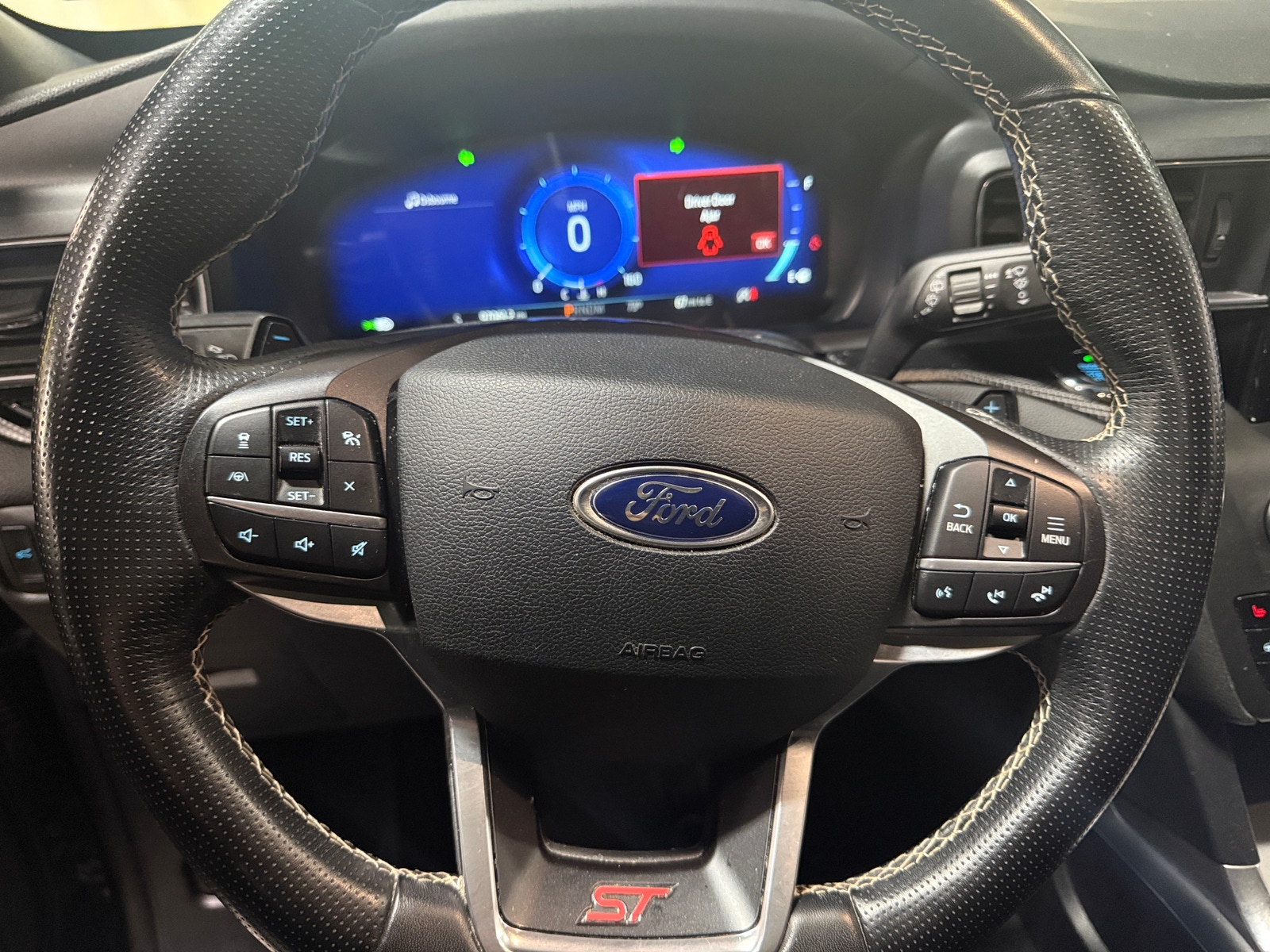 Thumbnail: 2020 Ford Explorer - 4