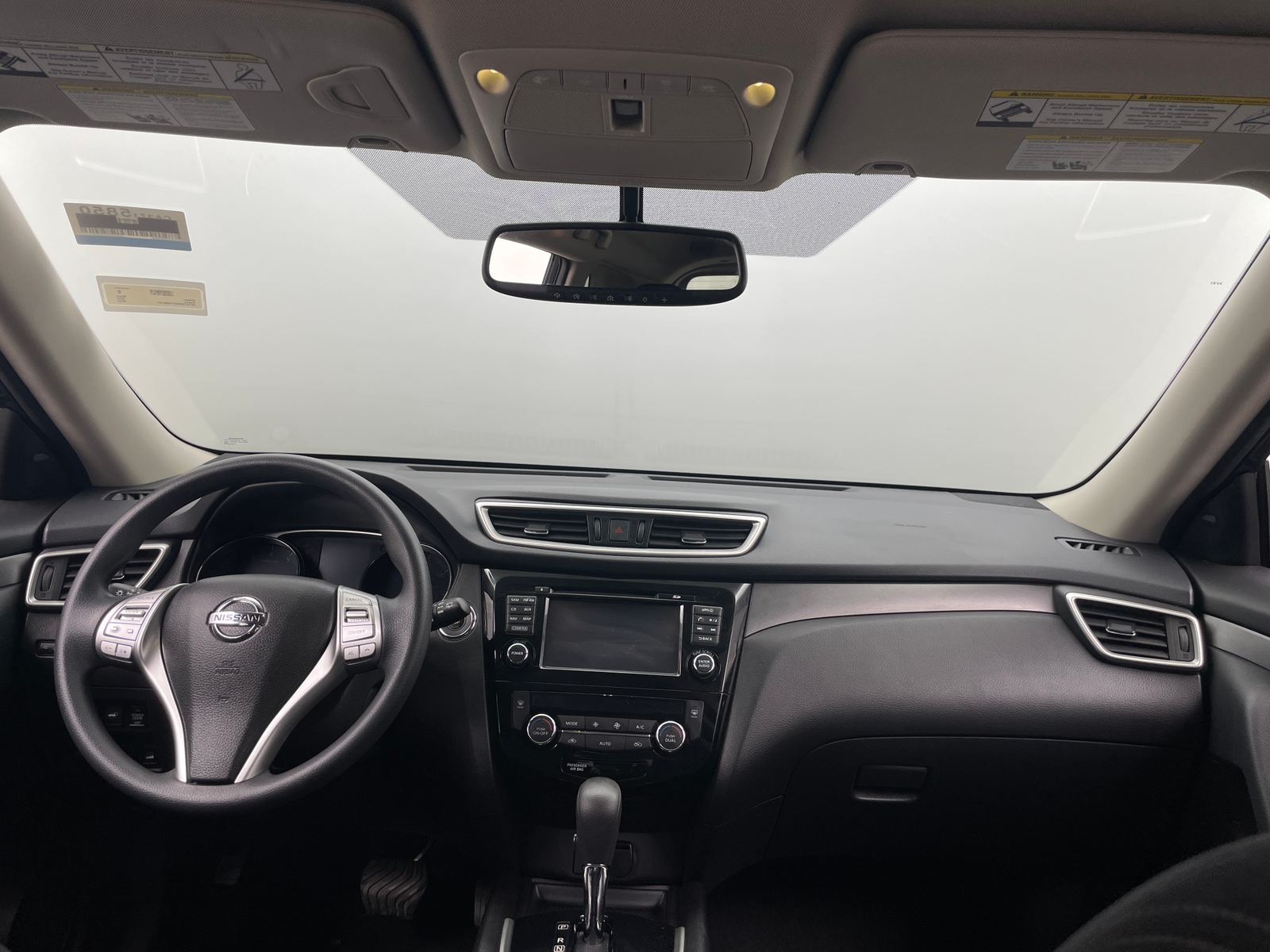 Thumbnail: 2015 Nissan Rogue - 3