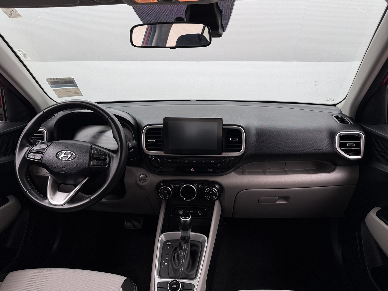 Thumbnail: 2025 Hyundai Venue - 3