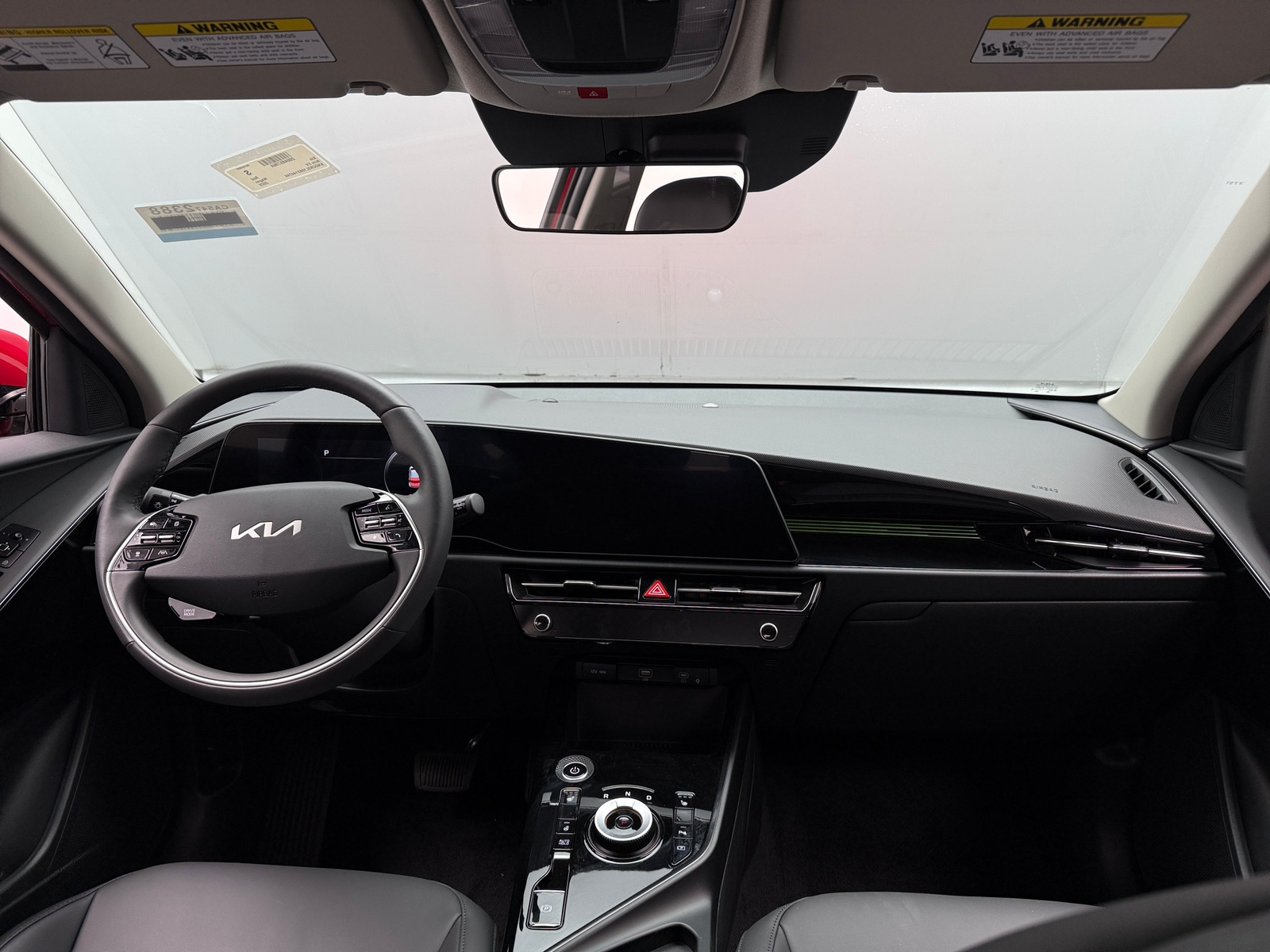 Thumbnail: 2025 Kia Niro - 3