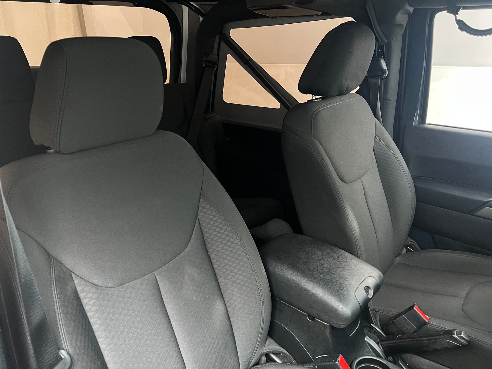 Thumbnail: 2017 Jeep Wrangler - 2