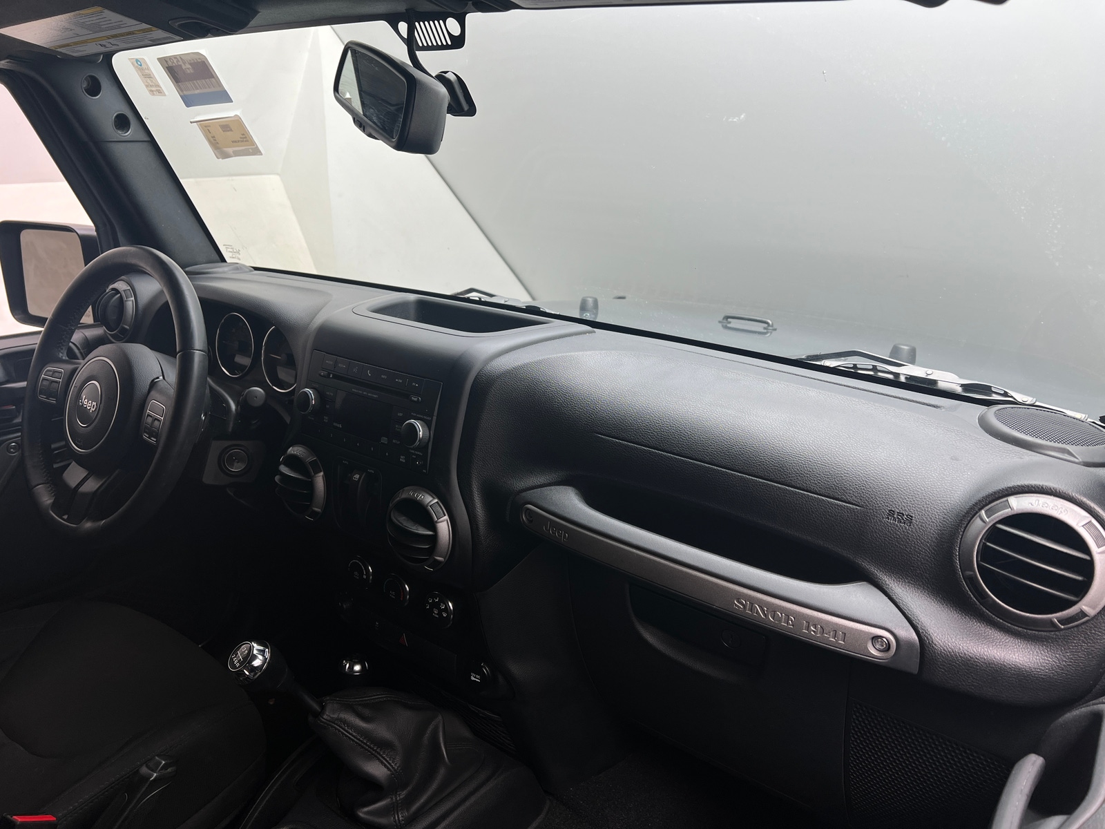 Thumbnail: 2017 Jeep Wrangler - 3