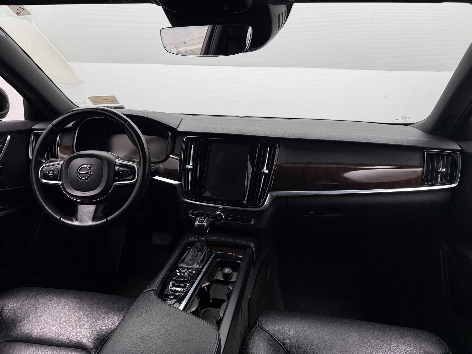 Thumbnail: 2020 Volvo S90 - 2