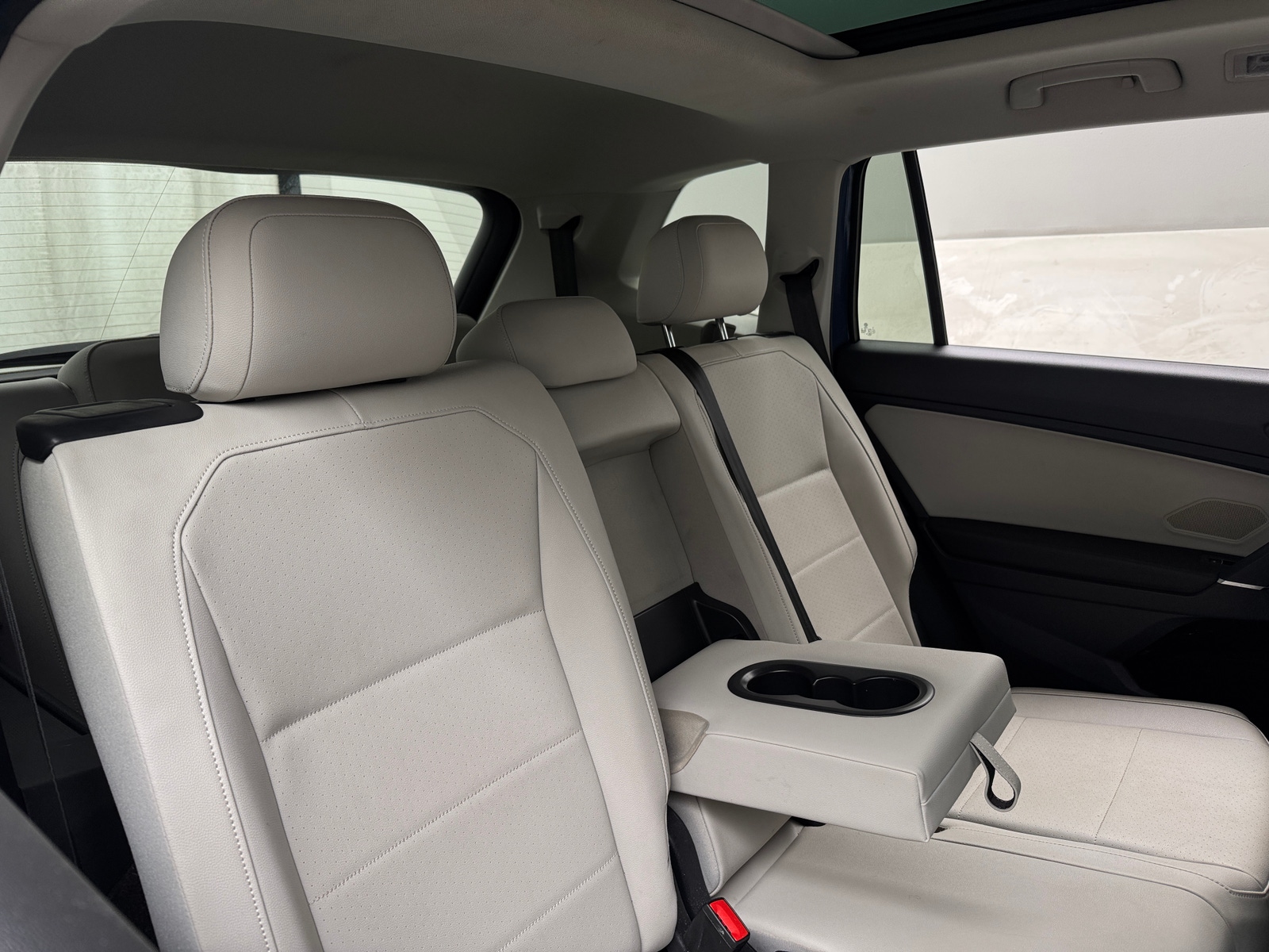 Thumbnail: 2020 Volkswagen Tiguan - 5