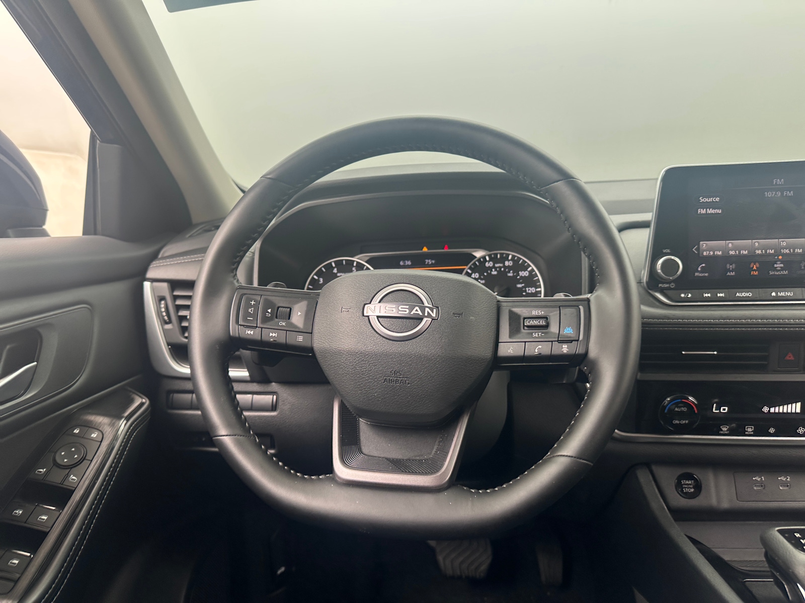 Thumbnail: 2025 Nissan Rogue - 5