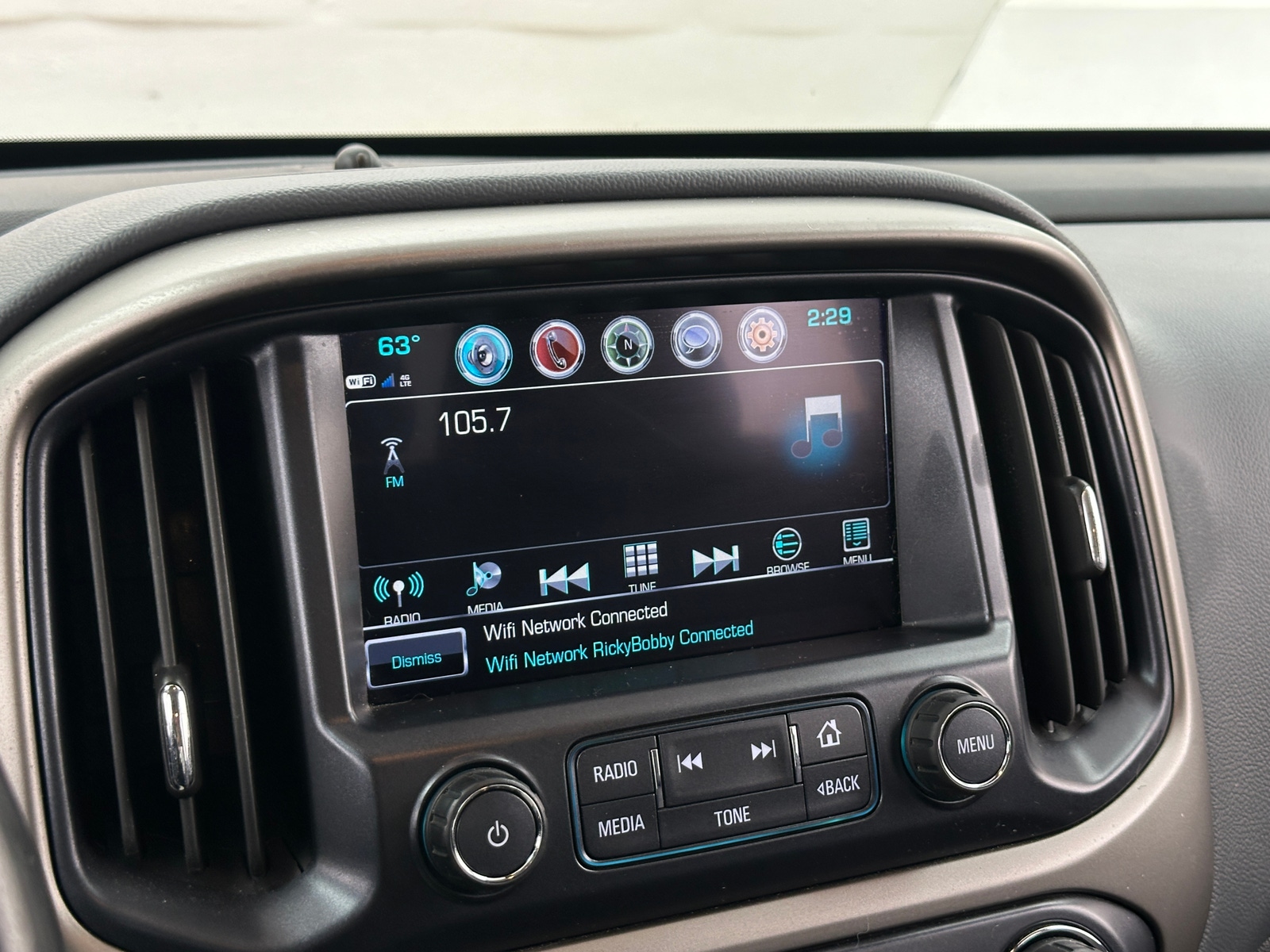Thumbnail: 2017 Chevrolet Colorado - 4