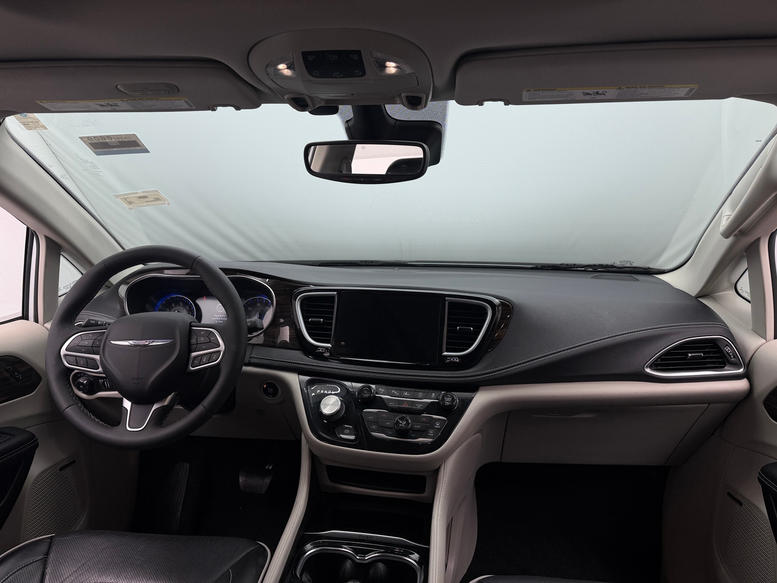 Thumbnail: 2022 Chrysler Pacifica - 2