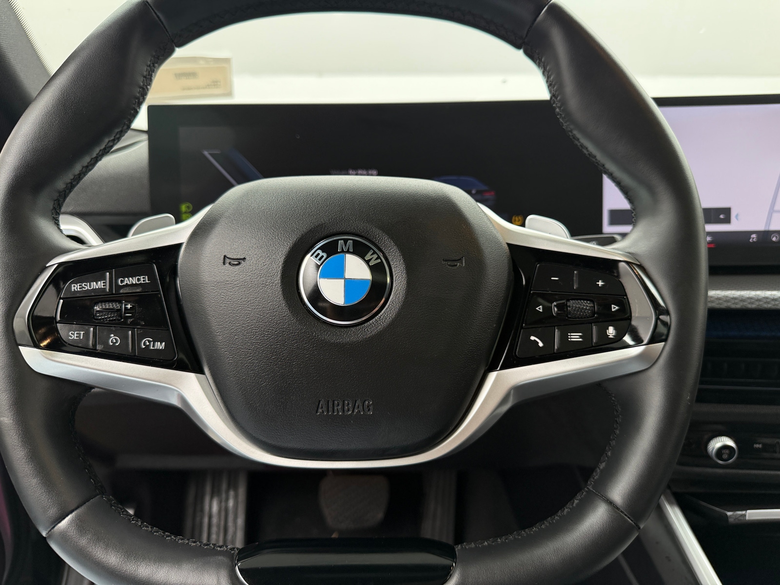 Thumbnail: 2025 BMW 4 Series - 4