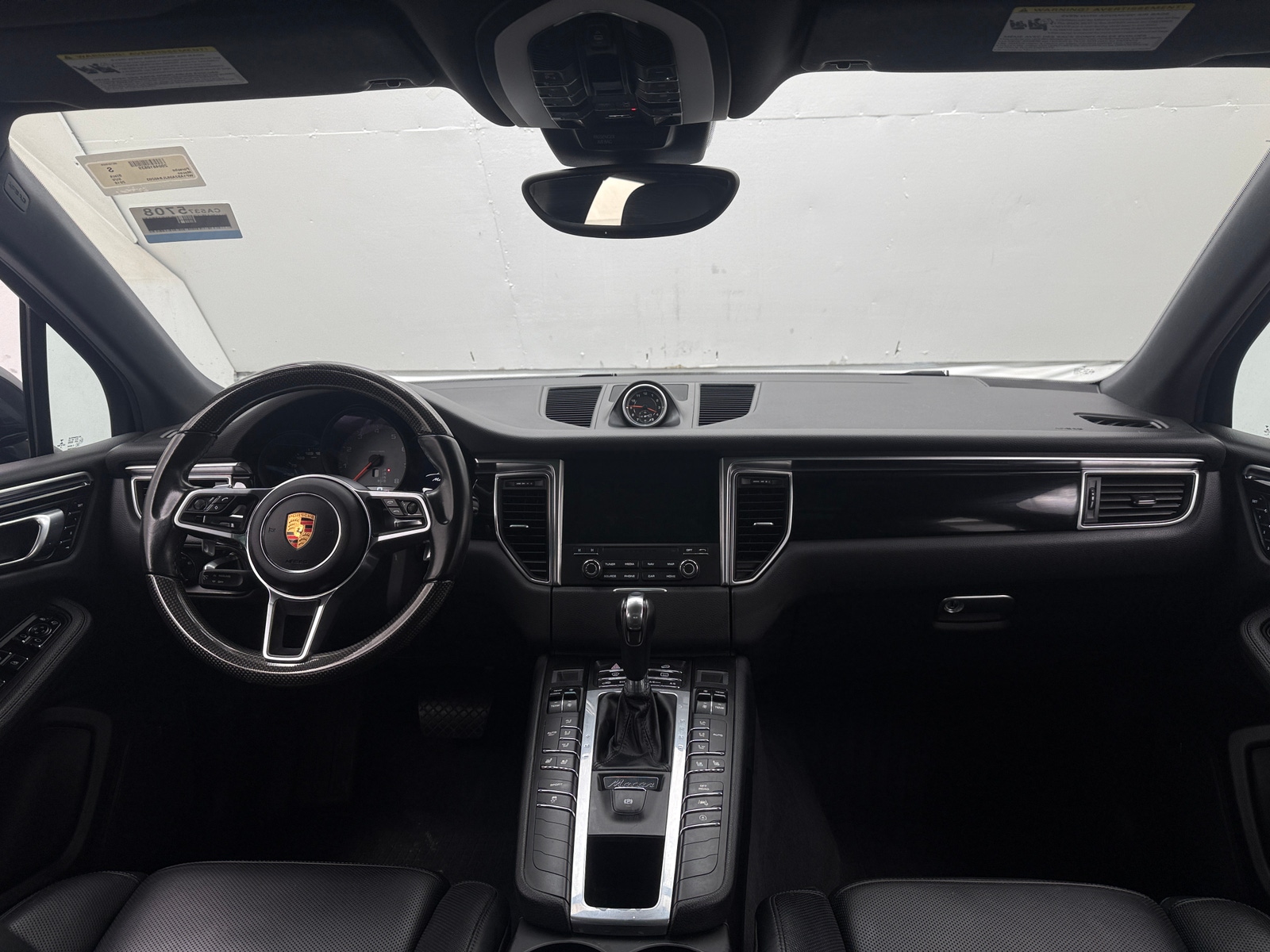 Thumbnail: 2018 Porsche Macan - 2