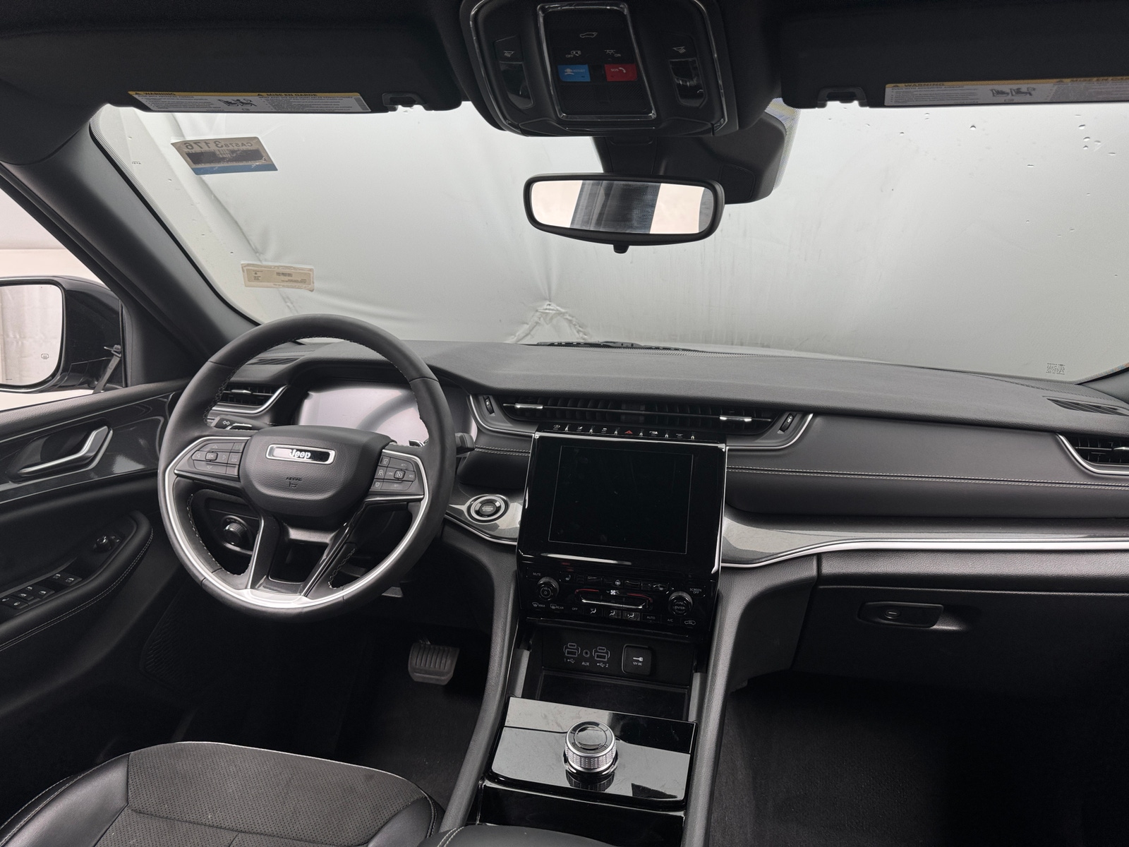 Thumbnail: 2023 Jeep Grand Cherokee - 3