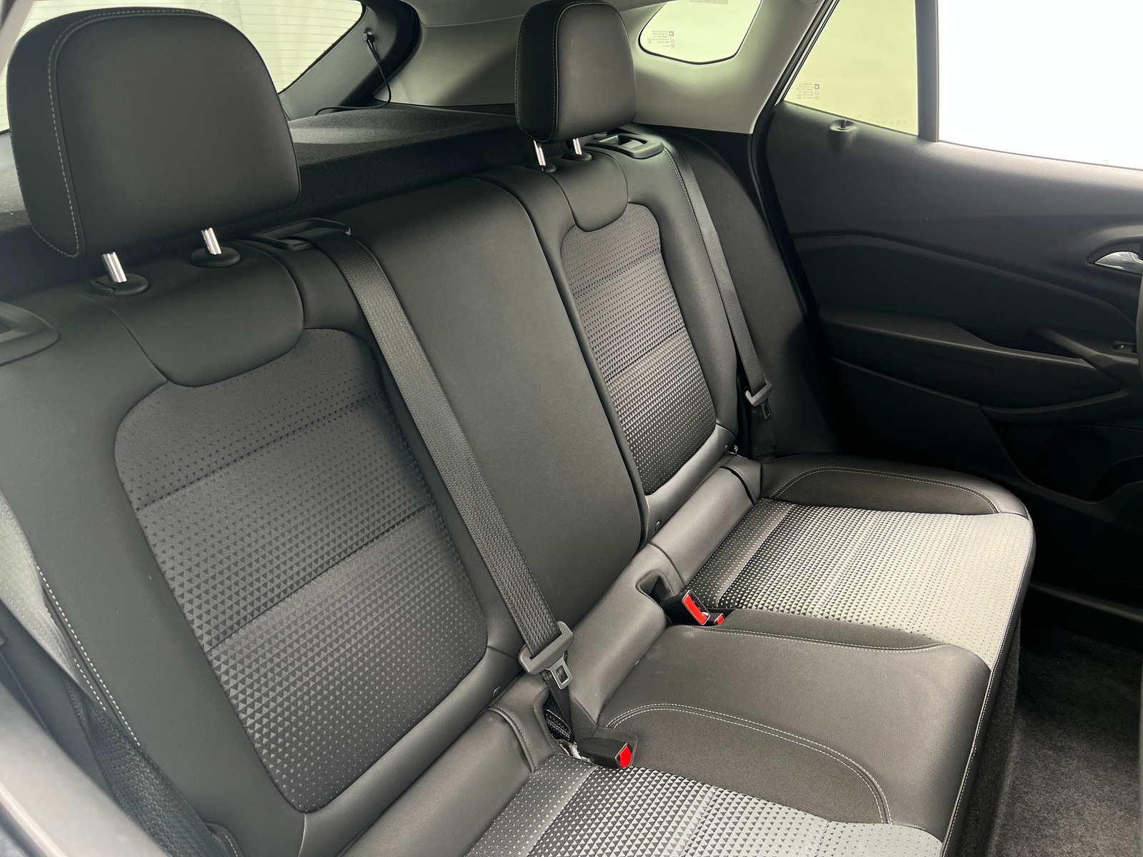 Thumbnail: 2025 Chevrolet Trax - 6