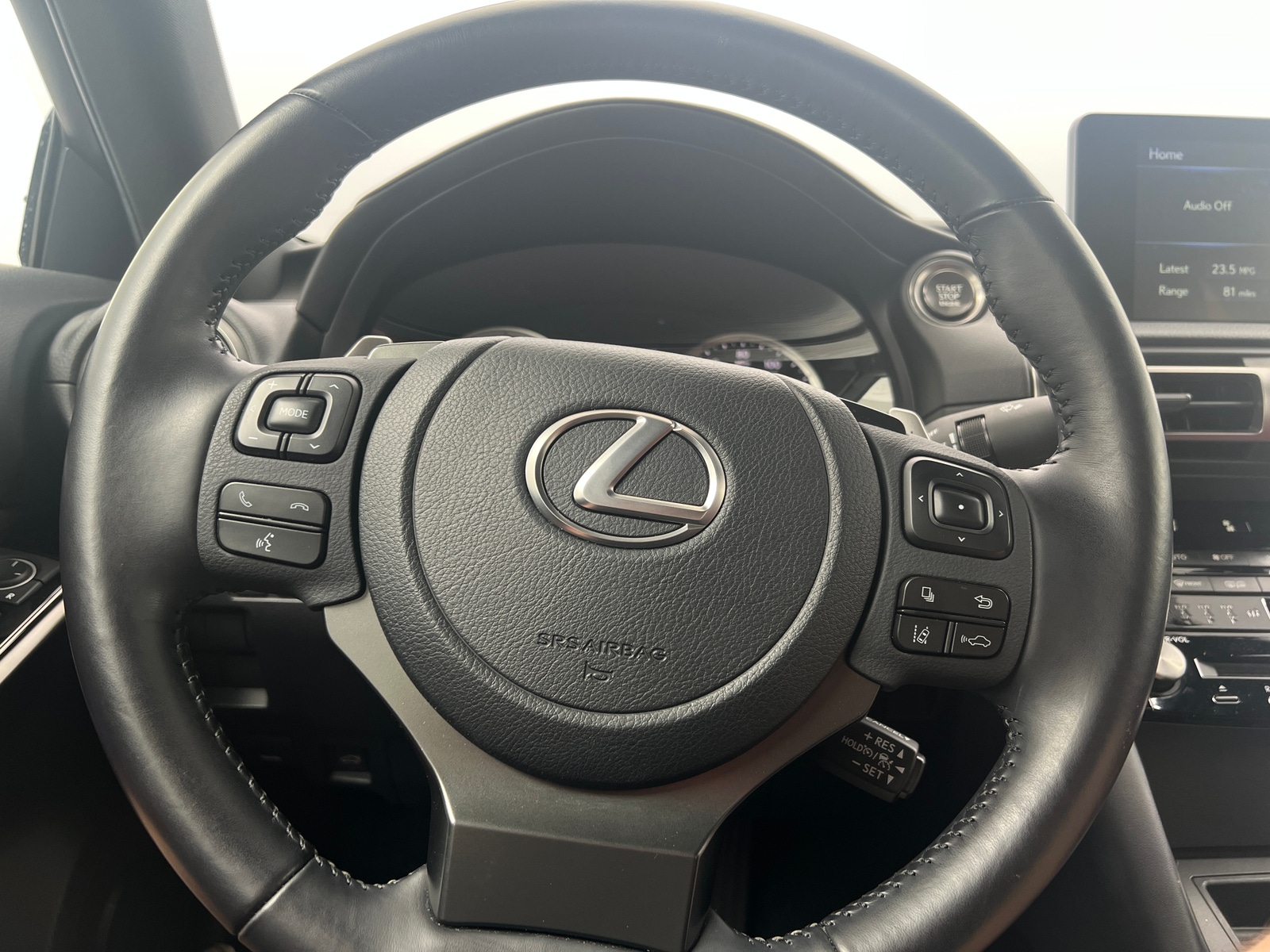 Thumbnail: 2022 Lexus IS - 4
