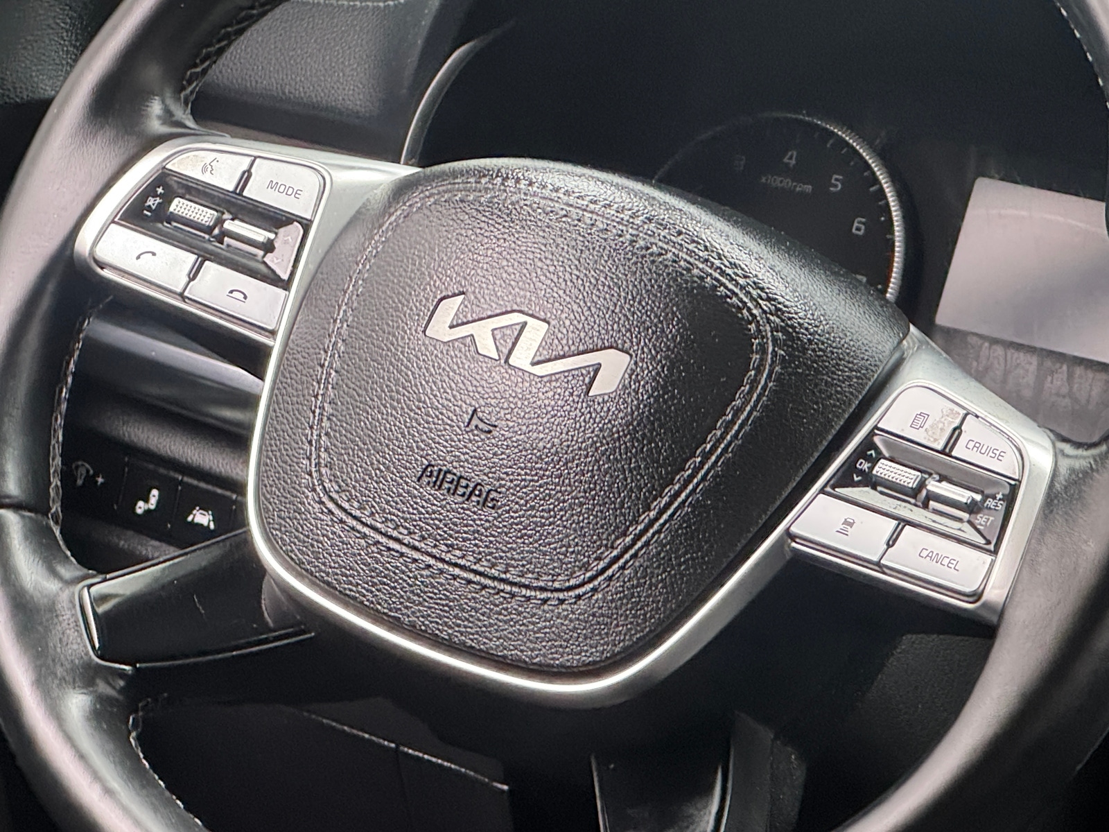 Thumbnail: 2022 Kia Telluride - 4