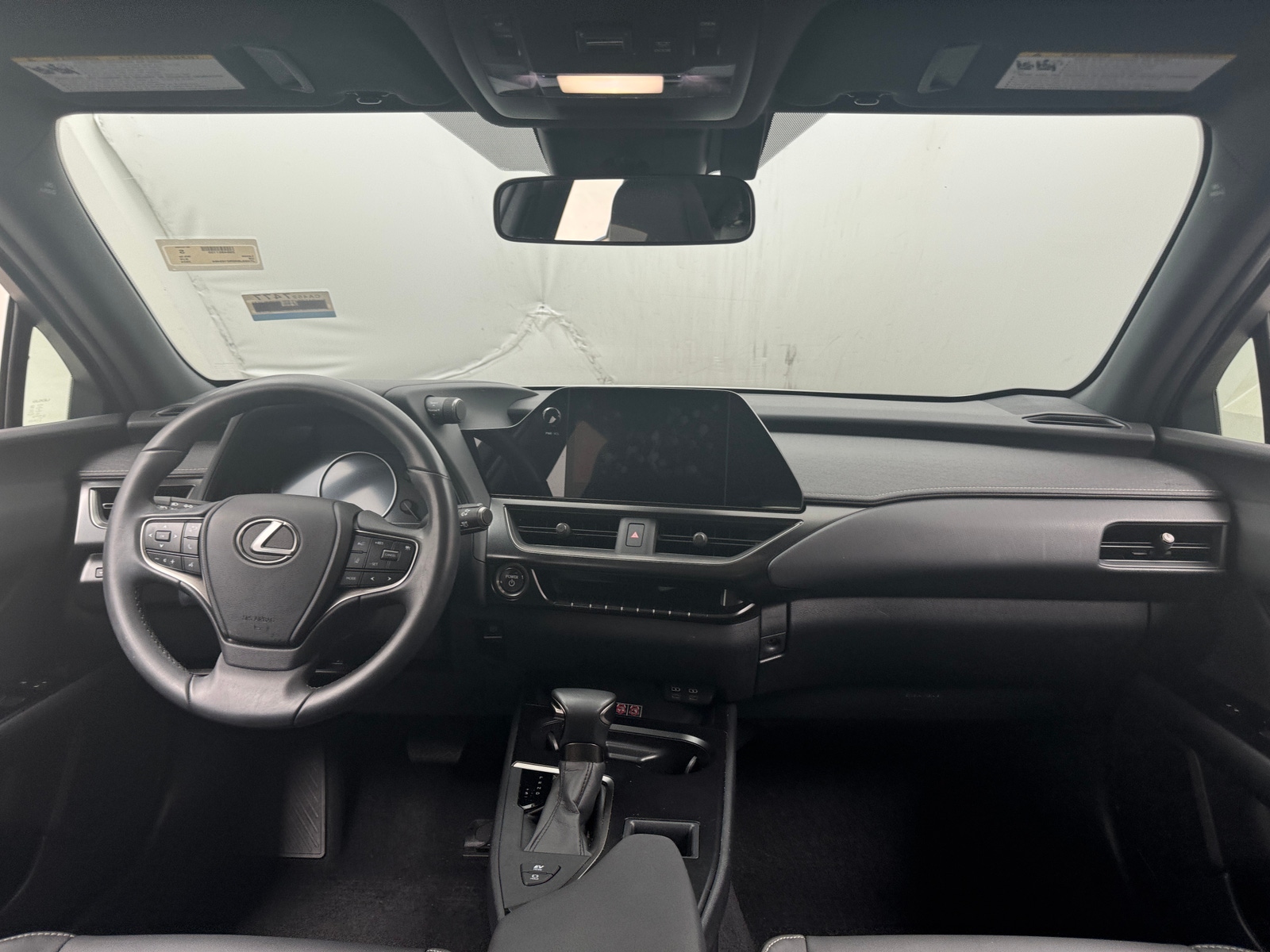 Thumbnail: 2024 Lexus UX - 2