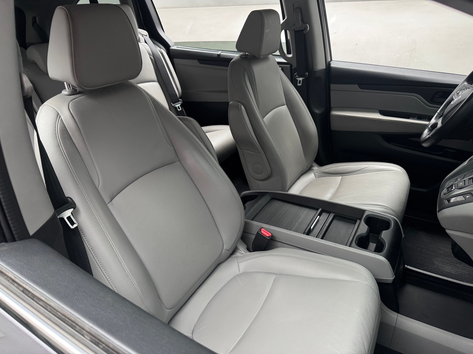 Thumbnail: 2018 Honda Odyssey - 2