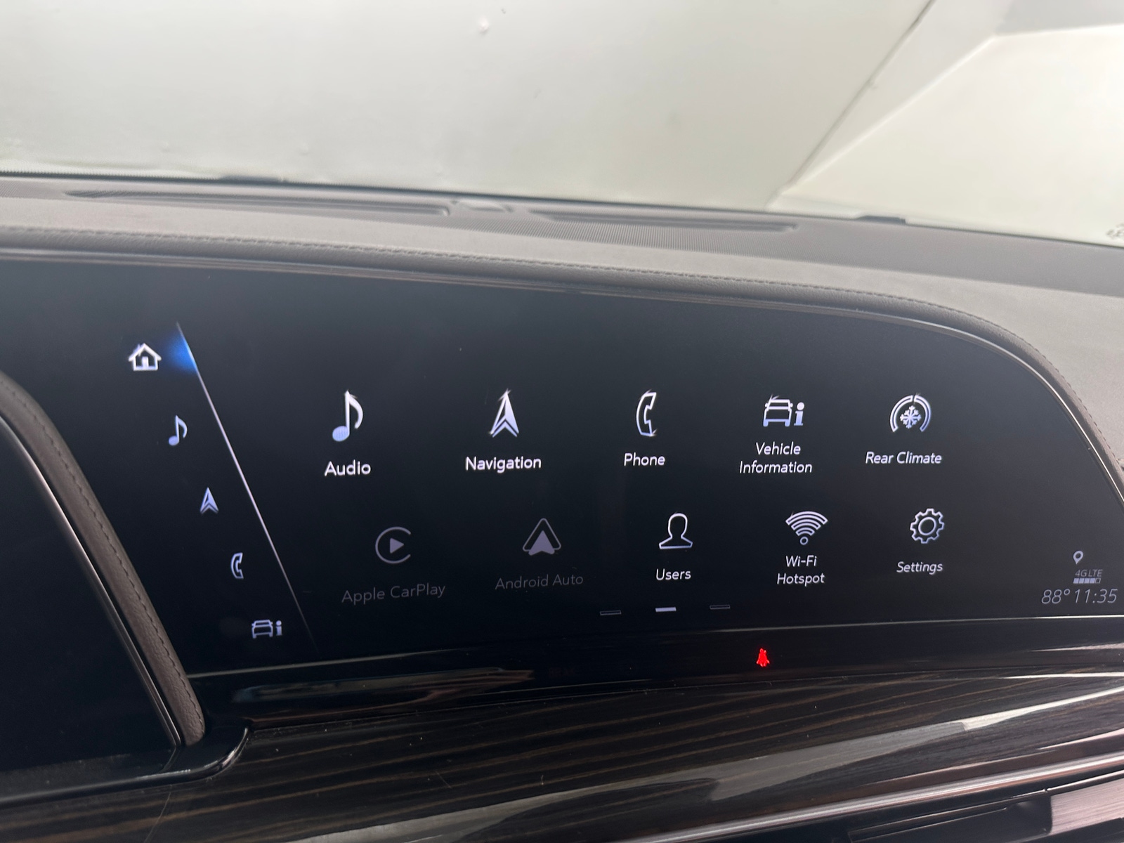 Thumbnail: 2022 Cadillac Escalade - 3