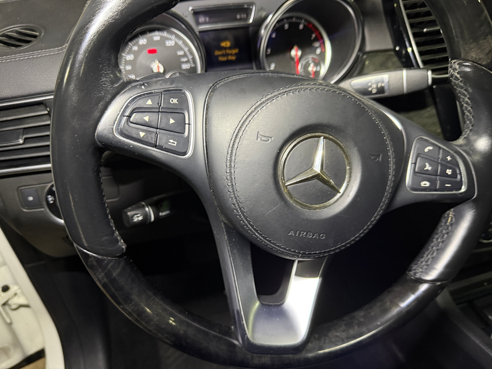 Thumbnail: 2018 Mercedes-Benz GLS - 4