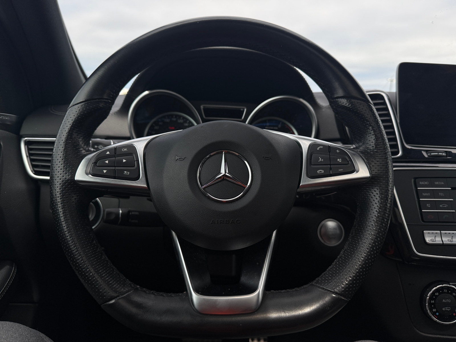 Thumbnail: 2019 Mercedes-Benz GLE - 4