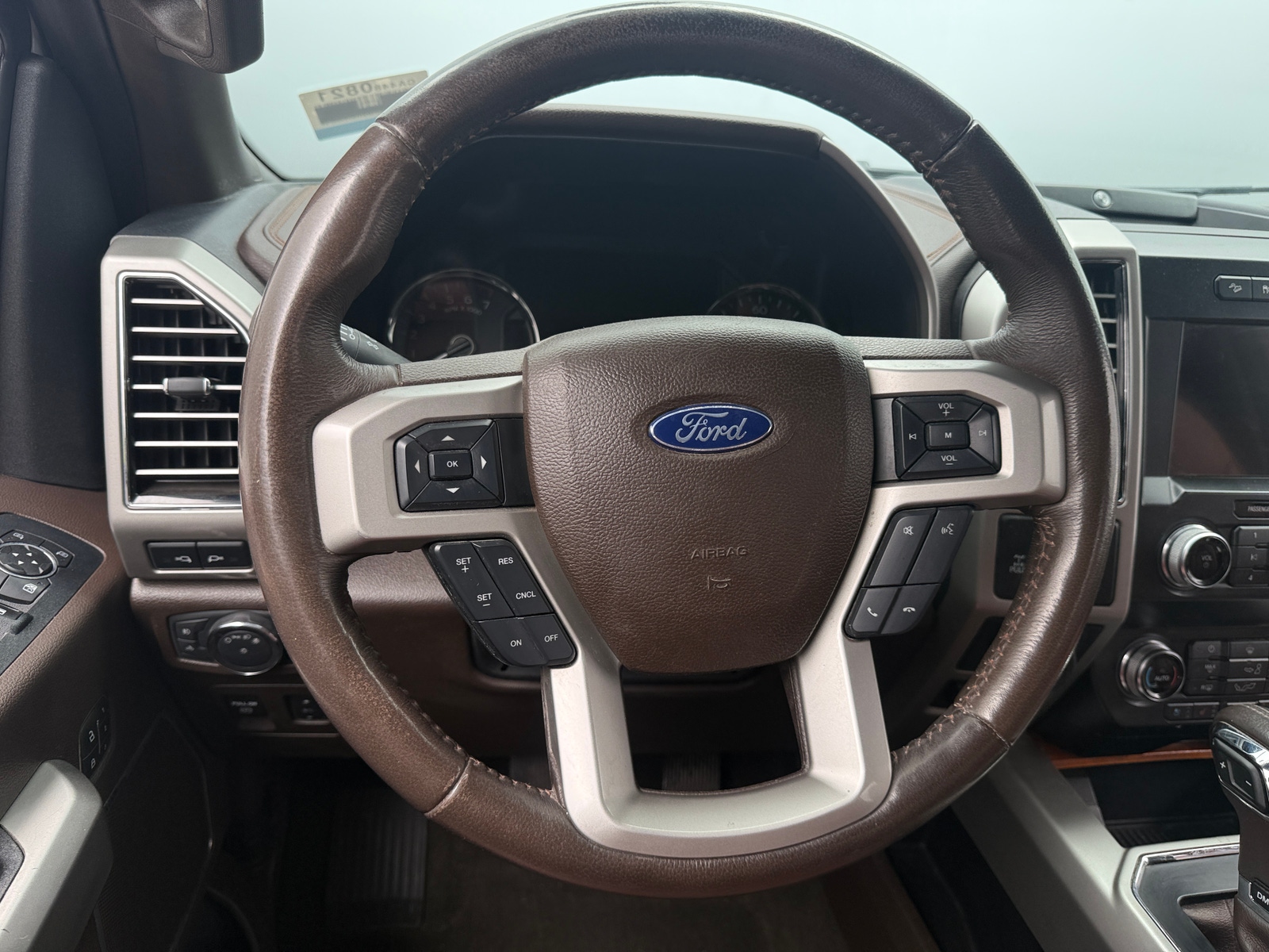 Thumbnail: 2019 Ford Econoline - 4
