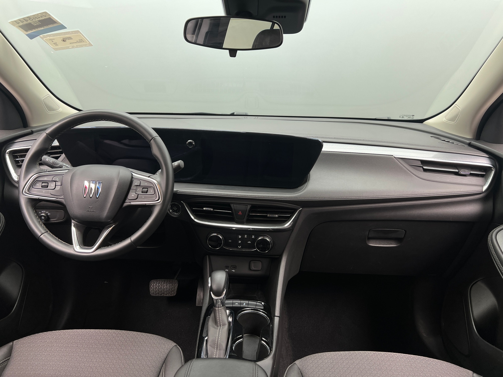 Thumbnail: 2025 Buick Encore GX - 3
